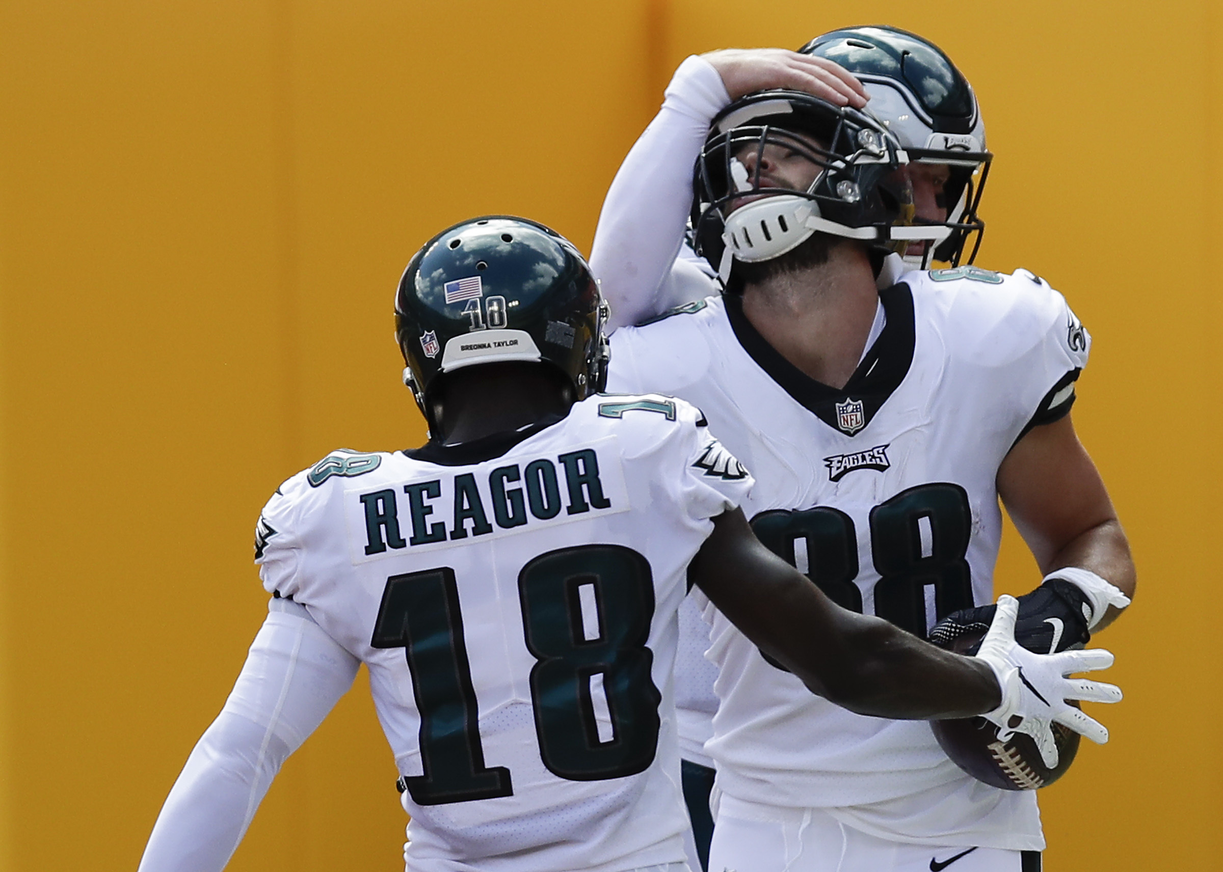 LANDOVER, MD - SEPTEMBER 13: Eagles safety Jalen Mills (21) has