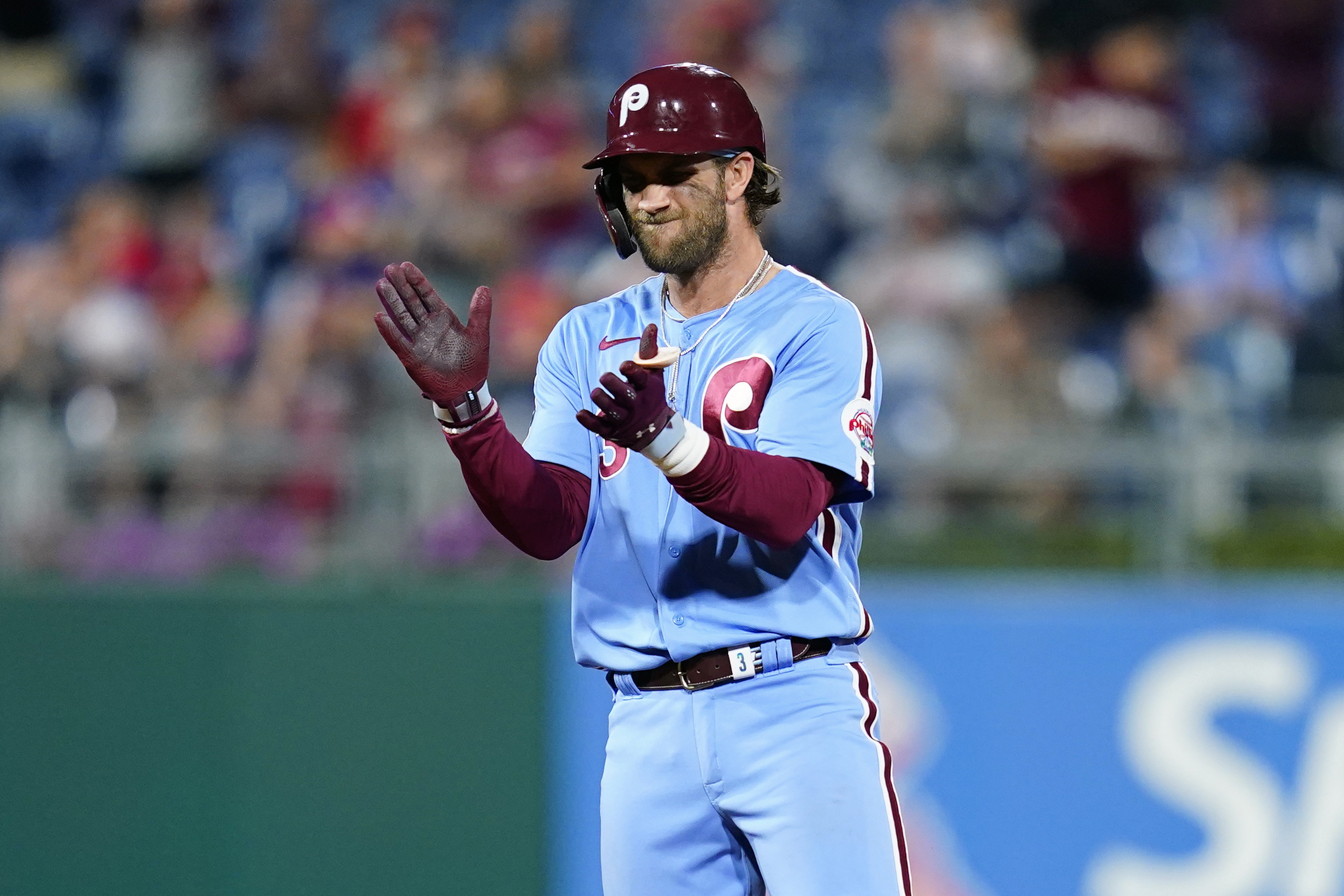 Bryce Harper: Would be a 'downer' if Phillies don't sign one of three  sluggers, including Kris Bryant