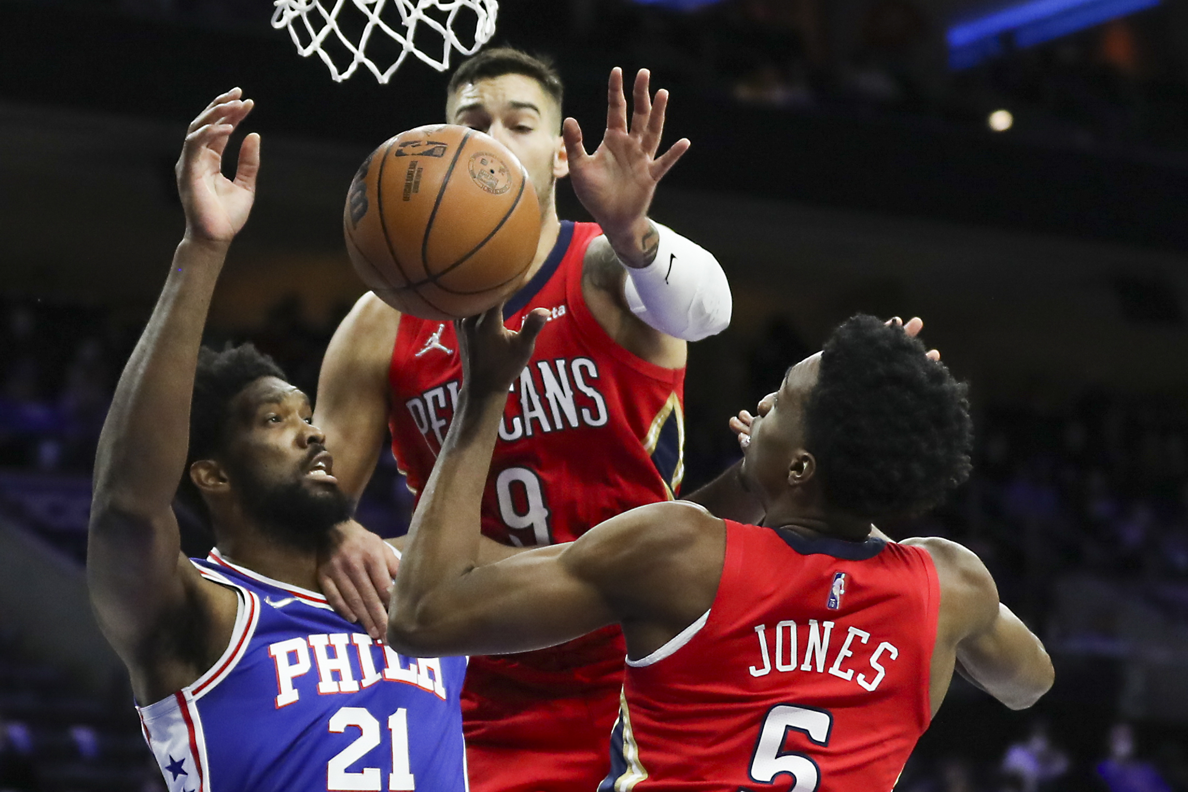 Sixers-Kings takeaways: Joel Embiid's unselfish play, Tobias