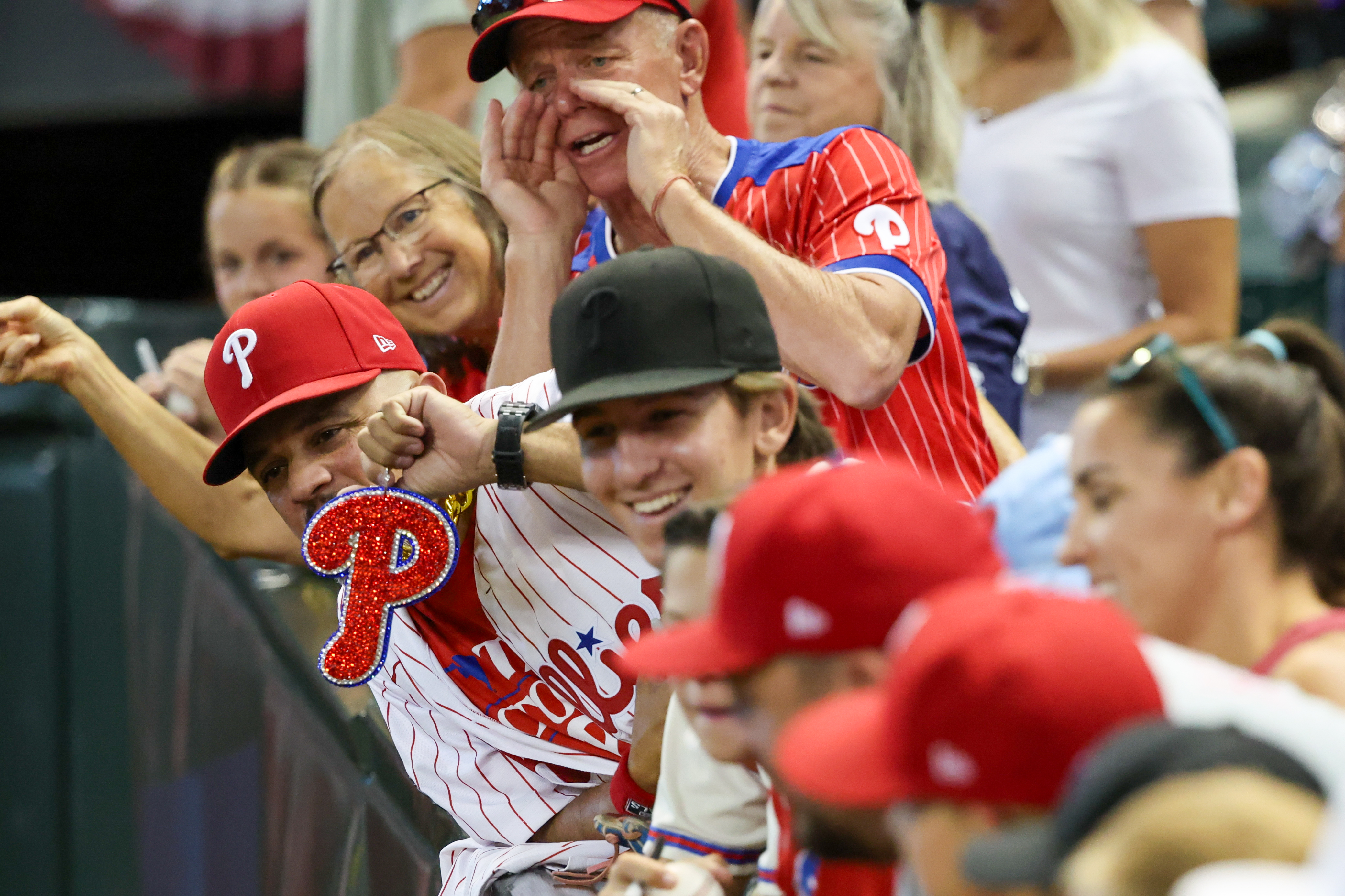 Grab the Gear: Phillies World Series merchandise for sale morning after  NLCS victory