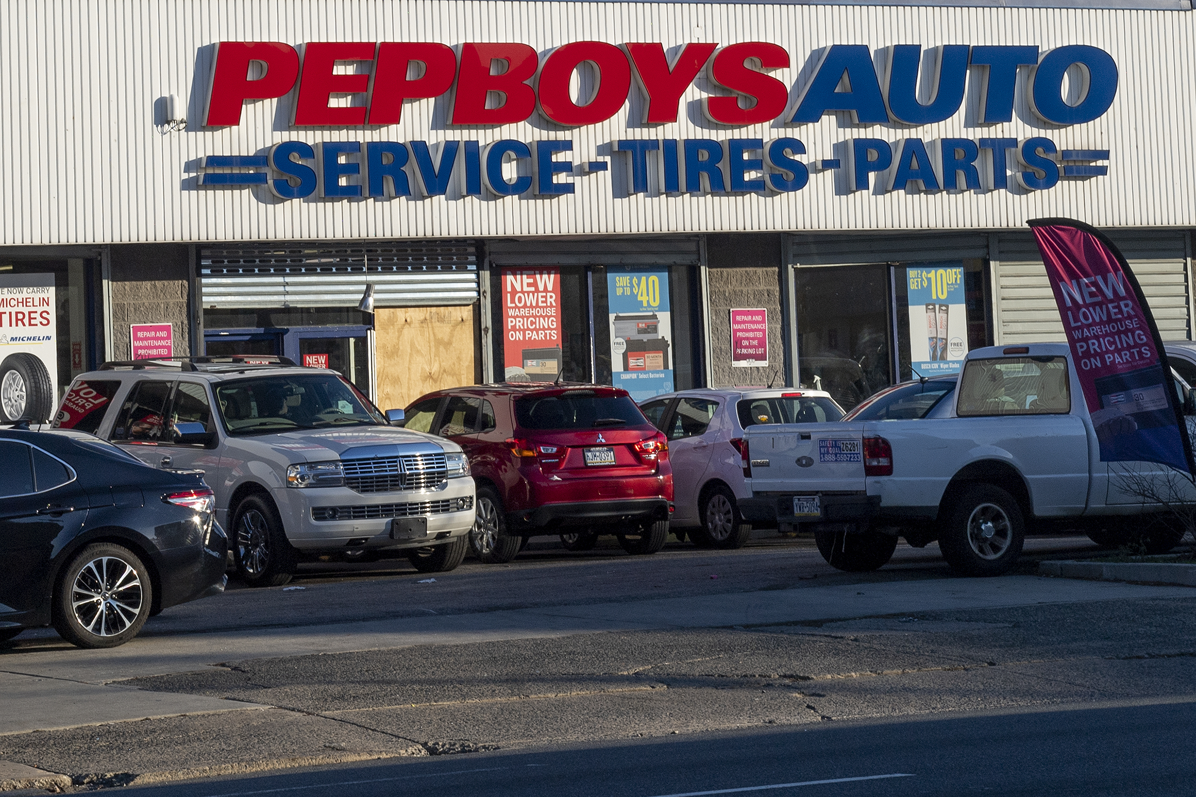 Billionaire Carl Icahn Has Sold Pep Boys Hq As The Iconic Company Turns 100 What Lies Ahead