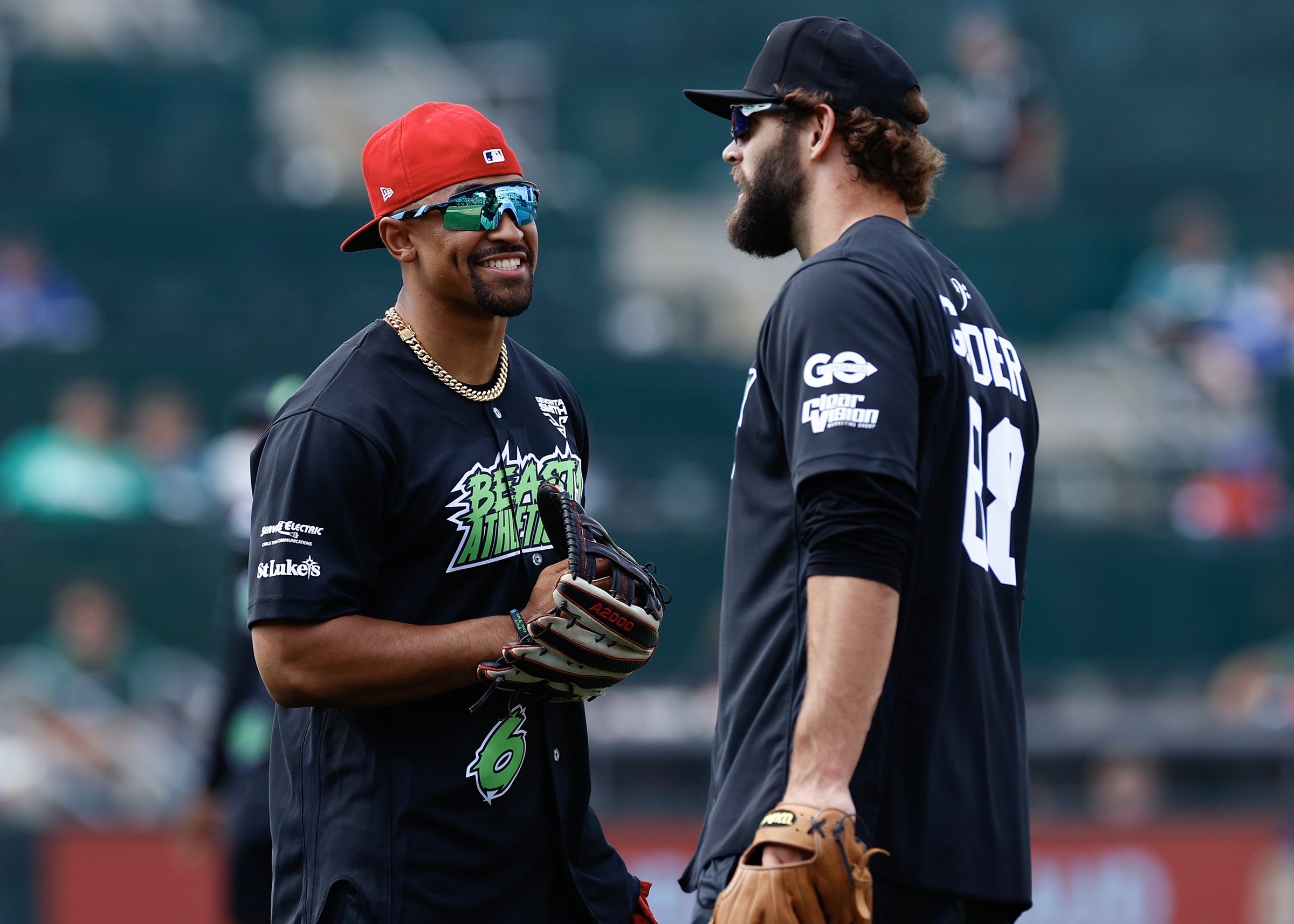 Bryce Harper raves about Eagles, 'stud' Jalen Hurts