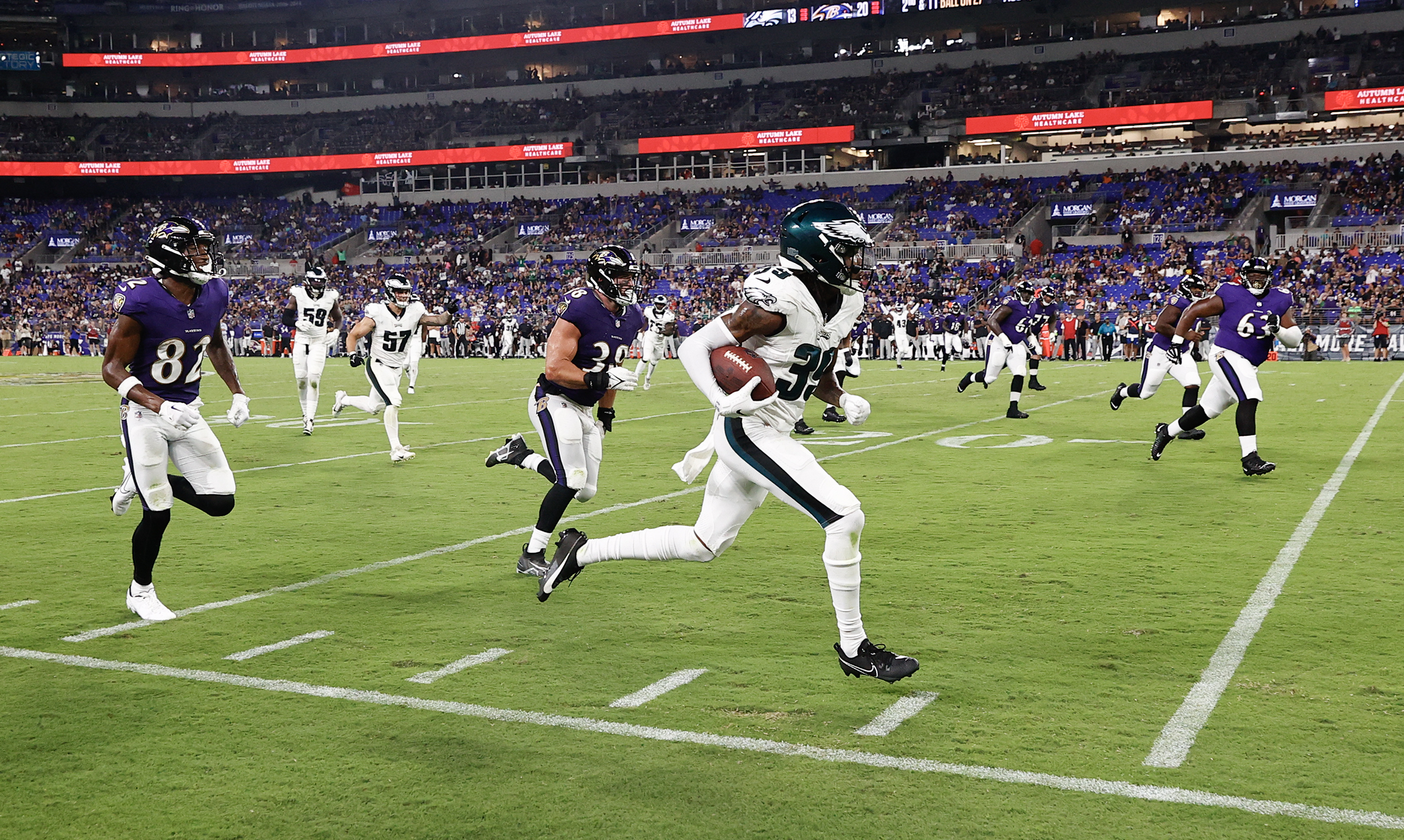 Eagles' Jalen Carter shows star power on 1st NFL snap in loss to Ravens