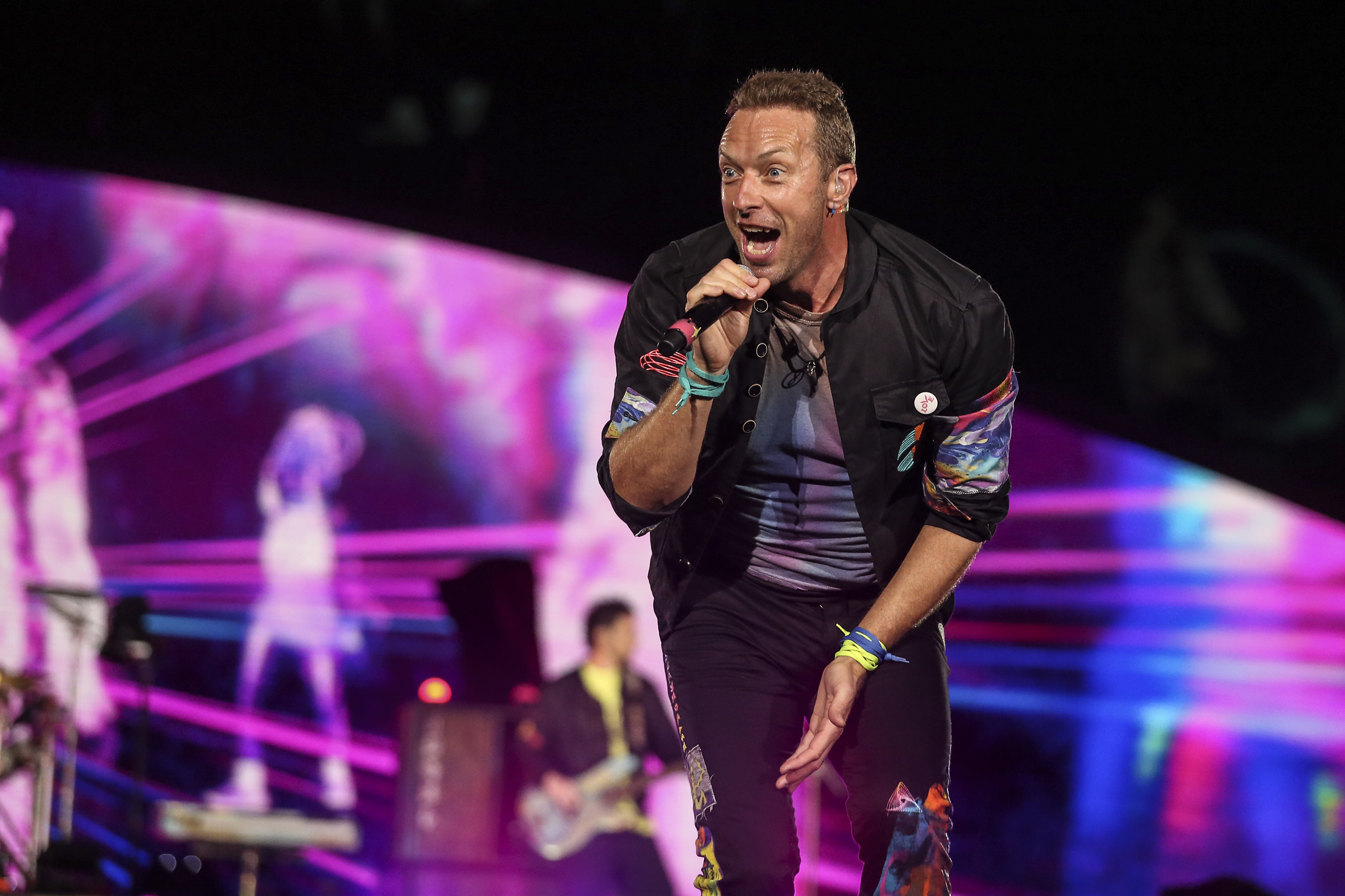 Coldplay brings fireworks, singing puppets, alien masks – and a parade of hits – to the