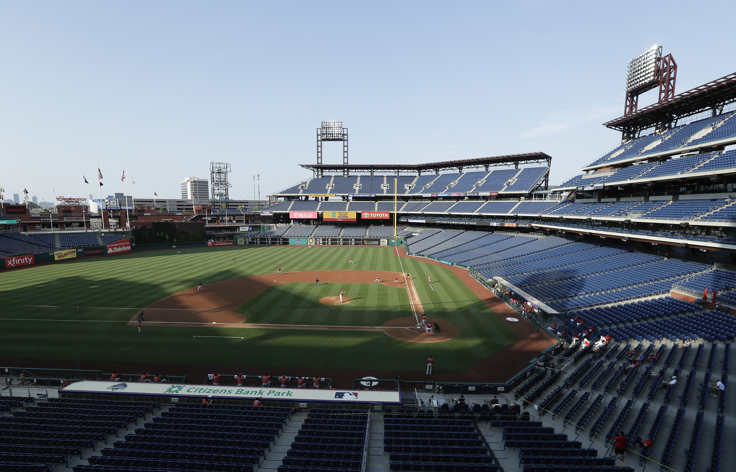 Phillies-Blue Jays Games Postponed After 2 Staff Members Test Positive -  The New York Times