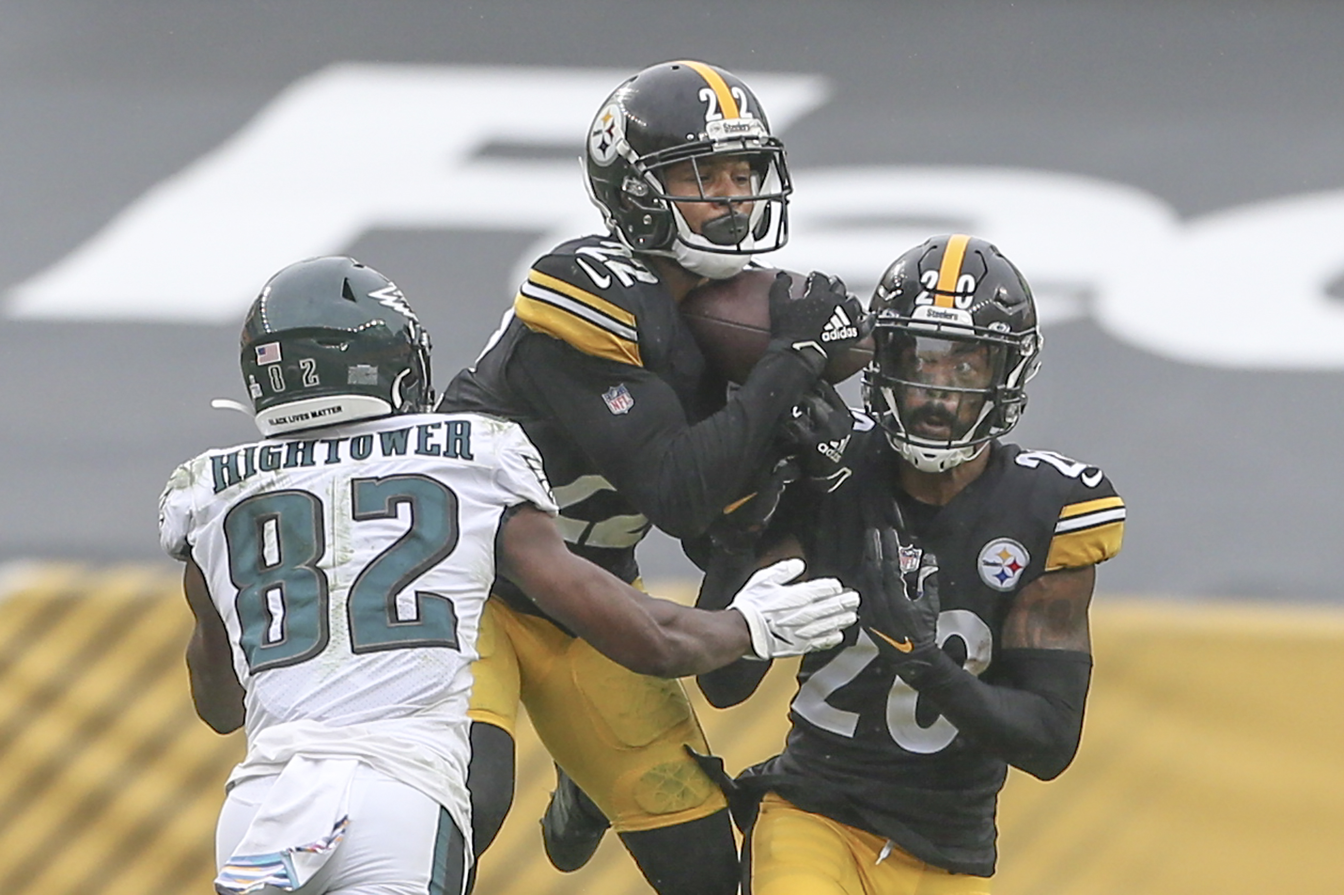 Steelers 38, Eagles 29: Carson Wentz, Philadelphia can't complete second  straight upset bid on the road at Pittsburgh 