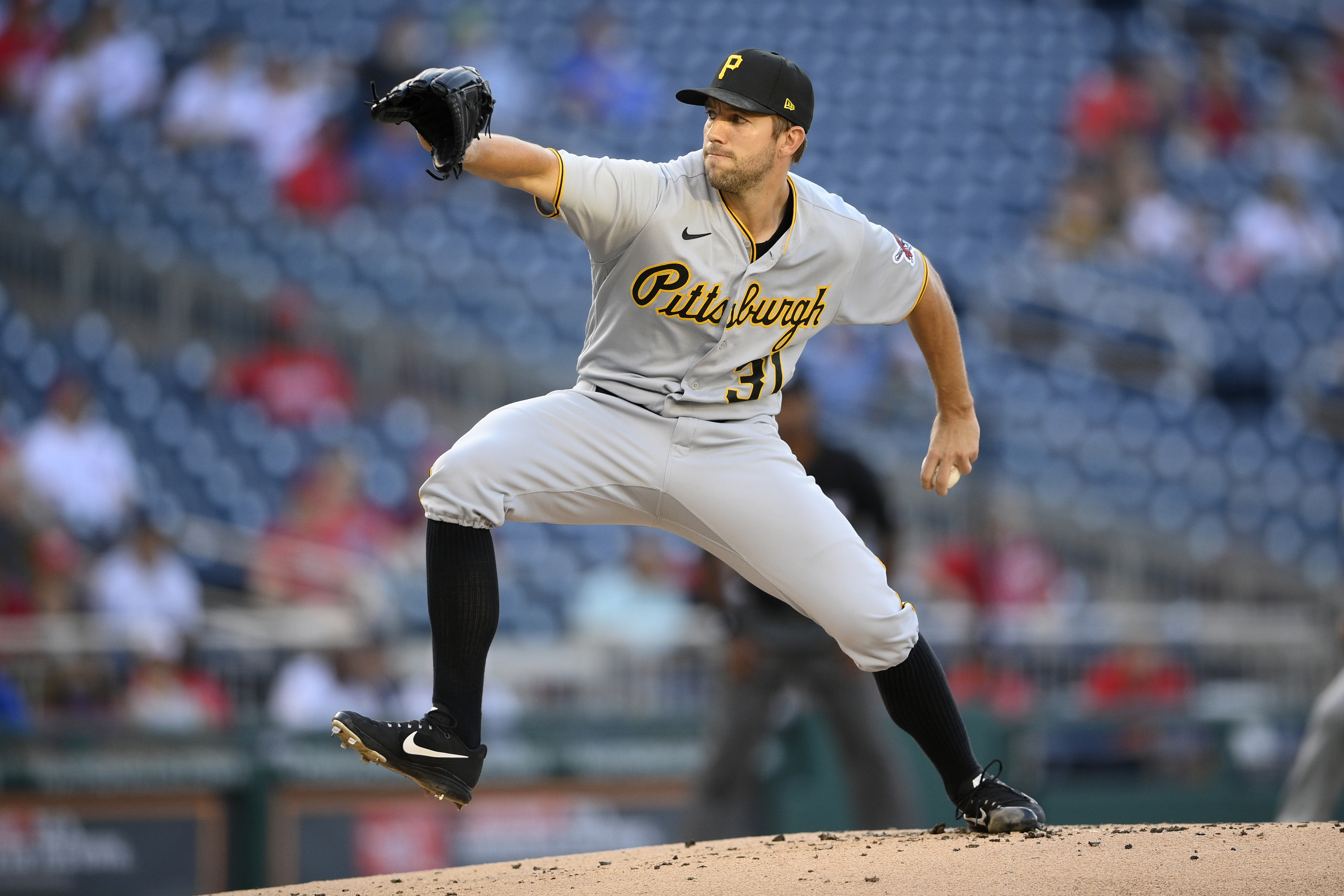 Pirates' Tyler Anderson loses no-hit bid in seventh vs Pads