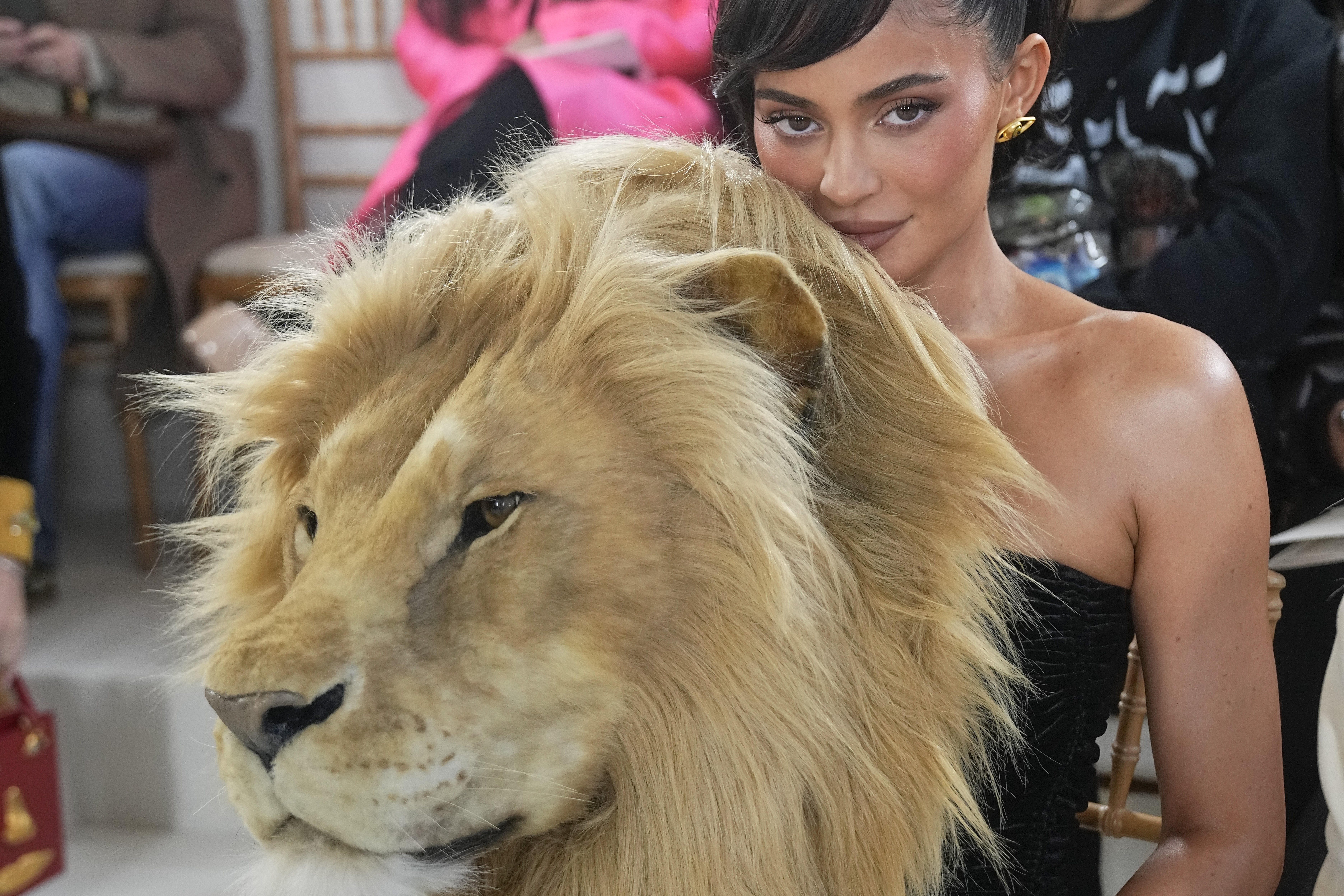lion head dress designer Schiaparelli and the lion's head dress: Kylie Jenner drama explained