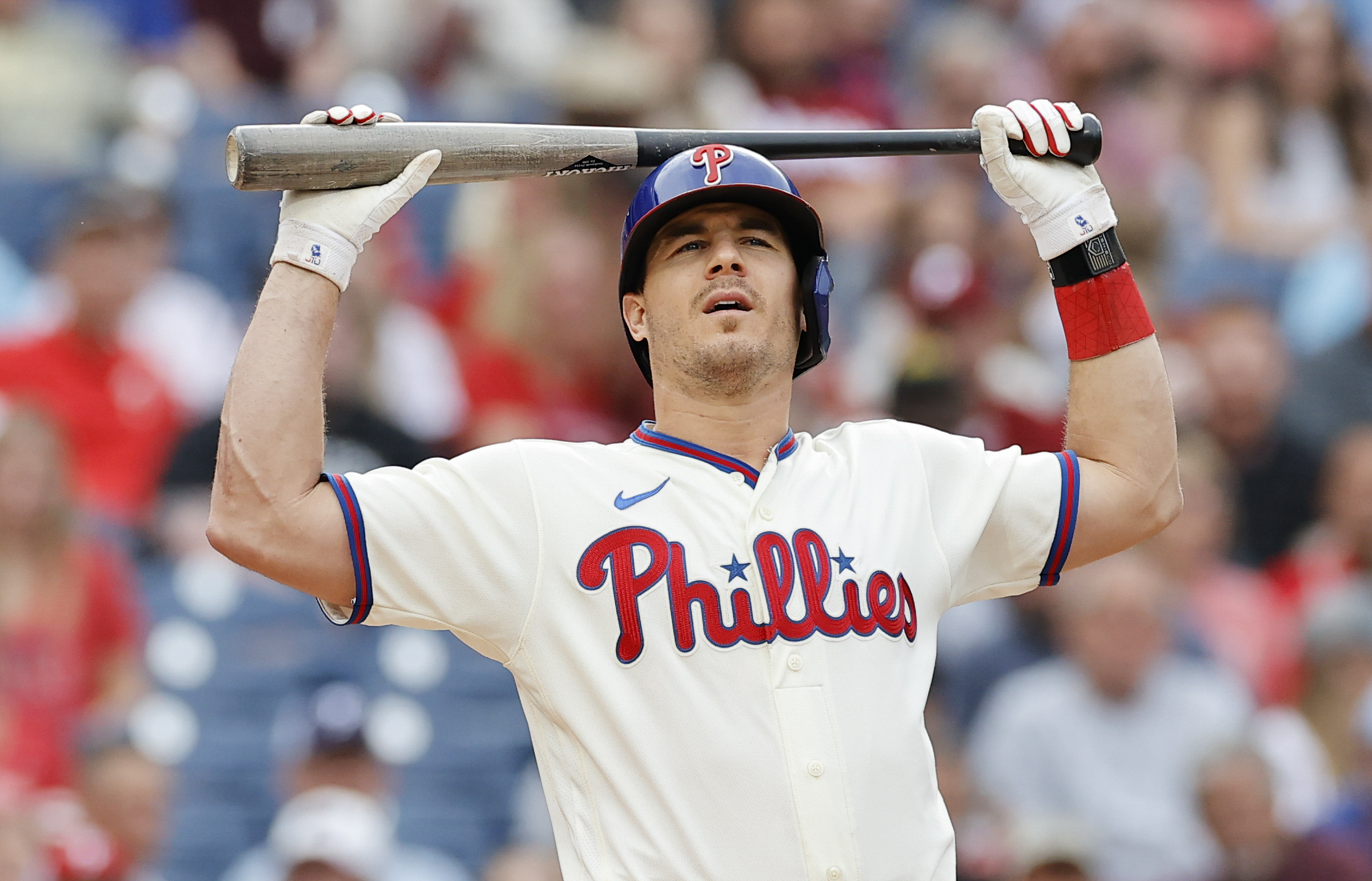 Phillies end 9-game win streak, skipper Thomson's 1st loss – KXAN