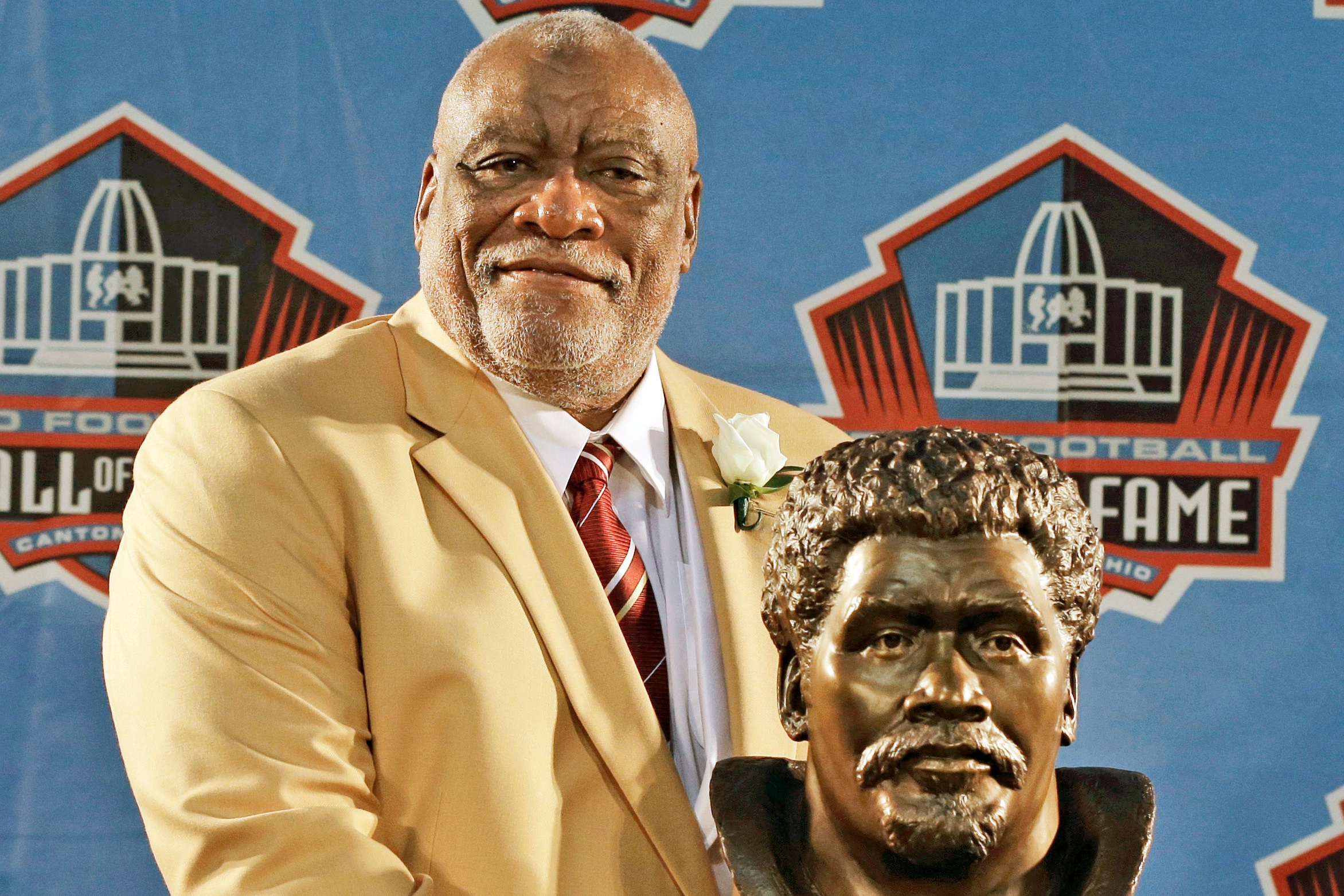 Claude Humphrey, Pillar of N.F.L. Falcons' 'Grits Blitz,' Dies at 77 - The  New York Times