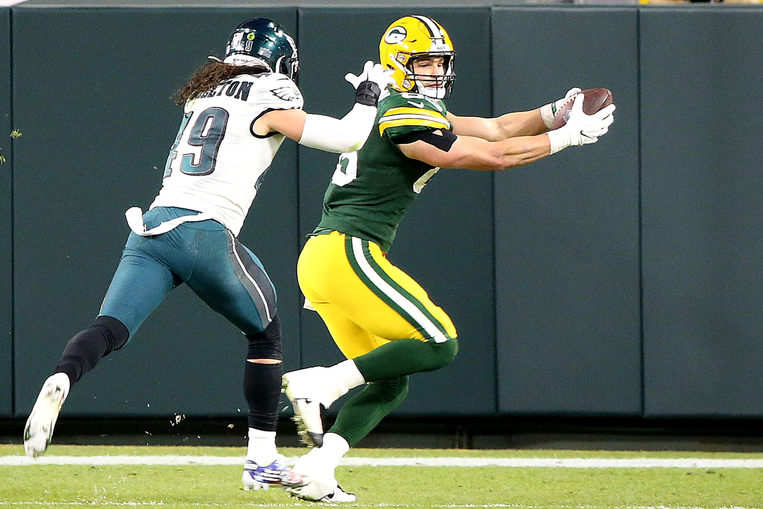 Green Bay Packers keep momentum, beat Philadelphia Eagles, 30-16, at  Lambeau Field in NFL Week 13