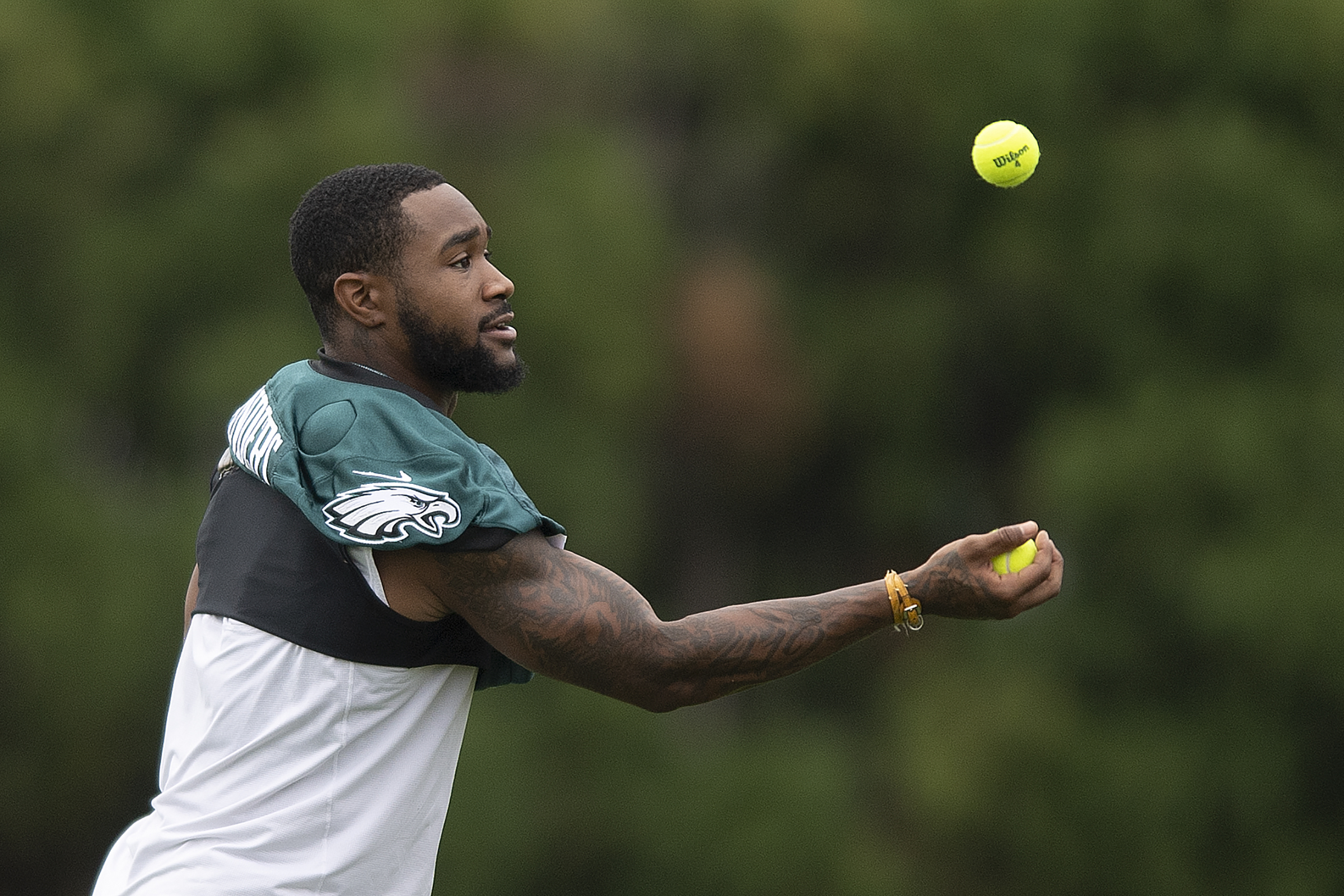 Philadelphia Eagles' Andre Dillard walks off the field after training camp  at the NFL football team's practice facility, Friday, July 29, 2022, in  Philadelphia. (AP Photo/Matt Slocum Stock Photo - Alamy