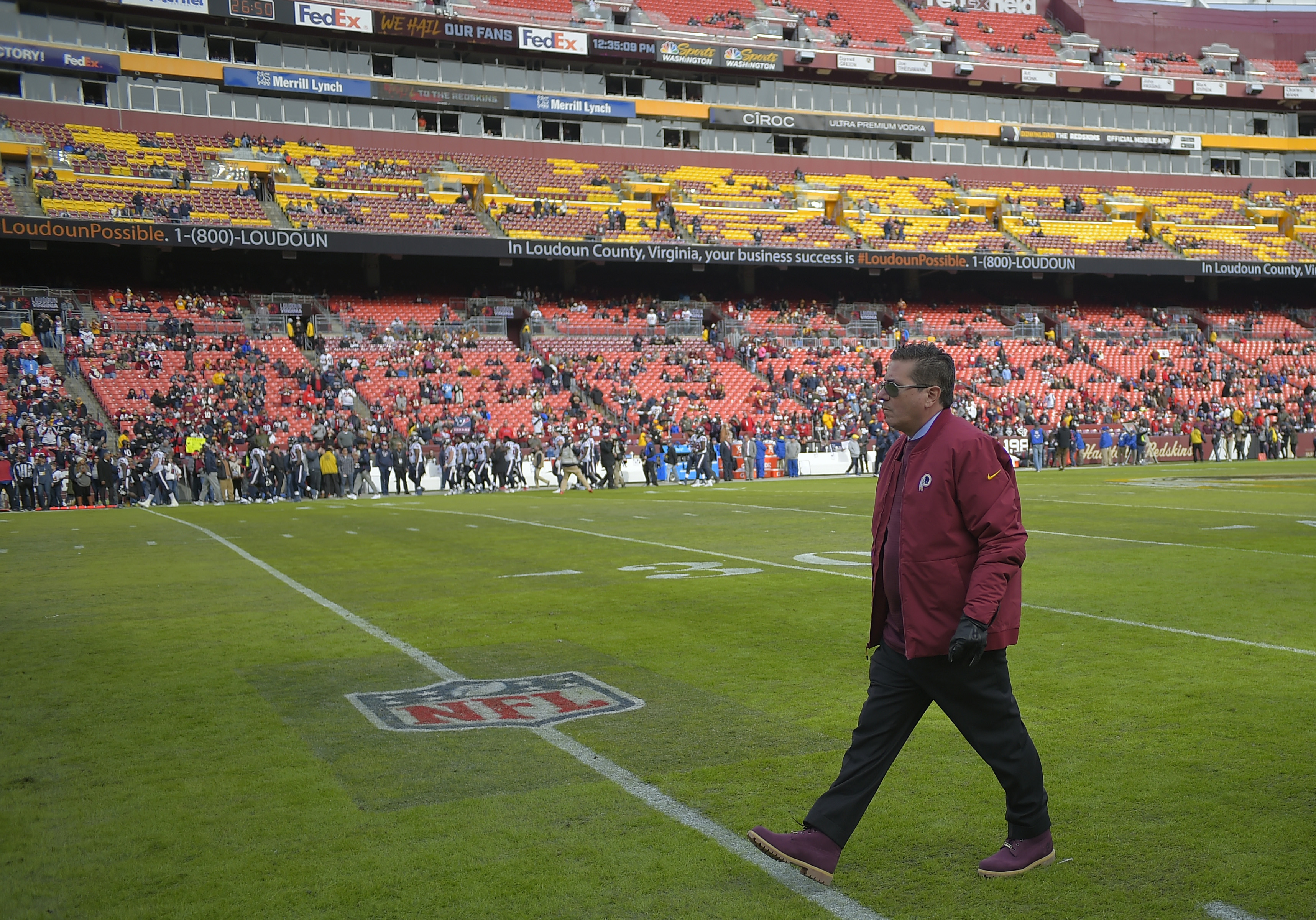 Redskins name change: Dan Snyder decides to rebrand Washington's NFL team  after pressure