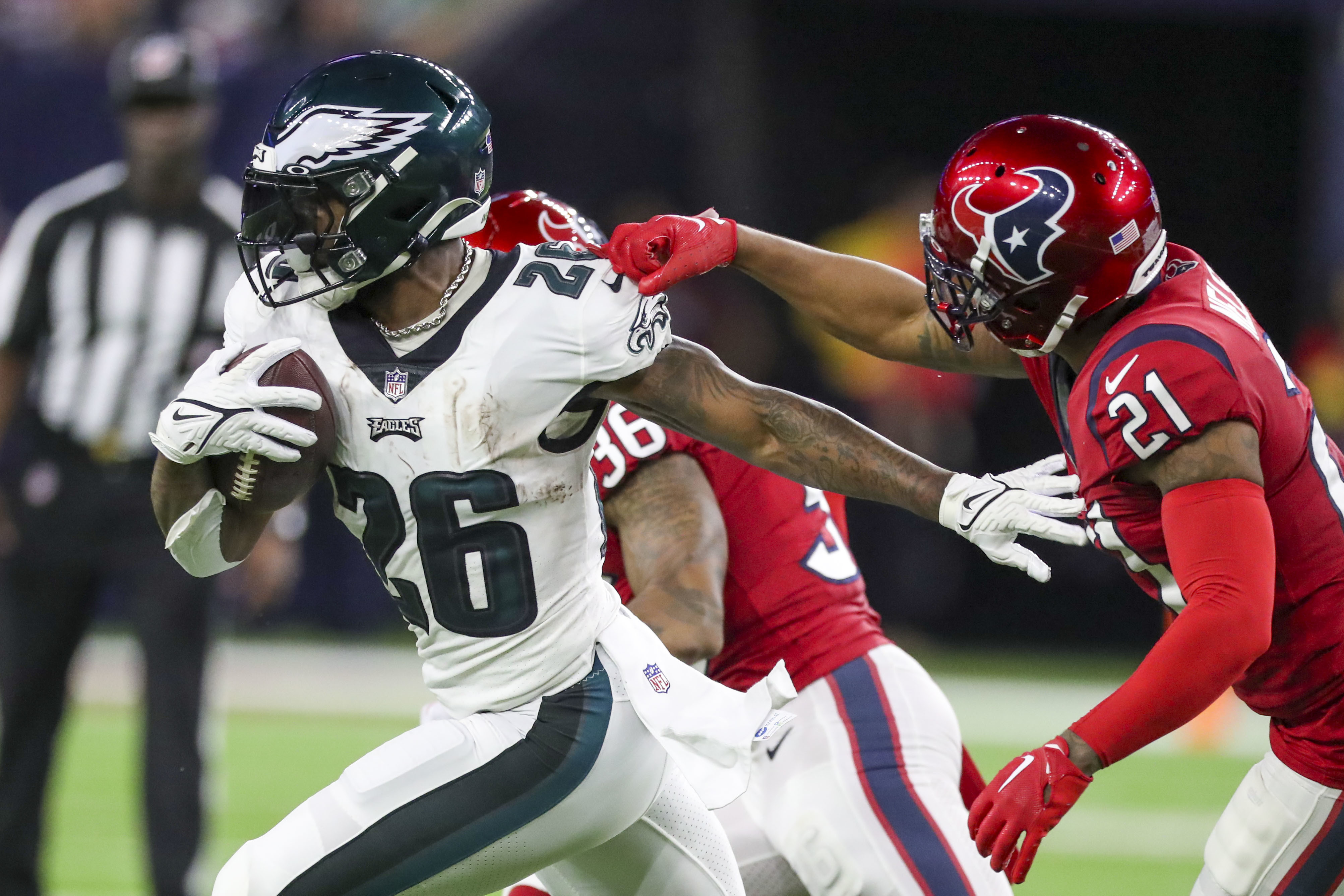 Philadelphia Eagles 29-17 Houston Texans: Jalen Hurts throws two