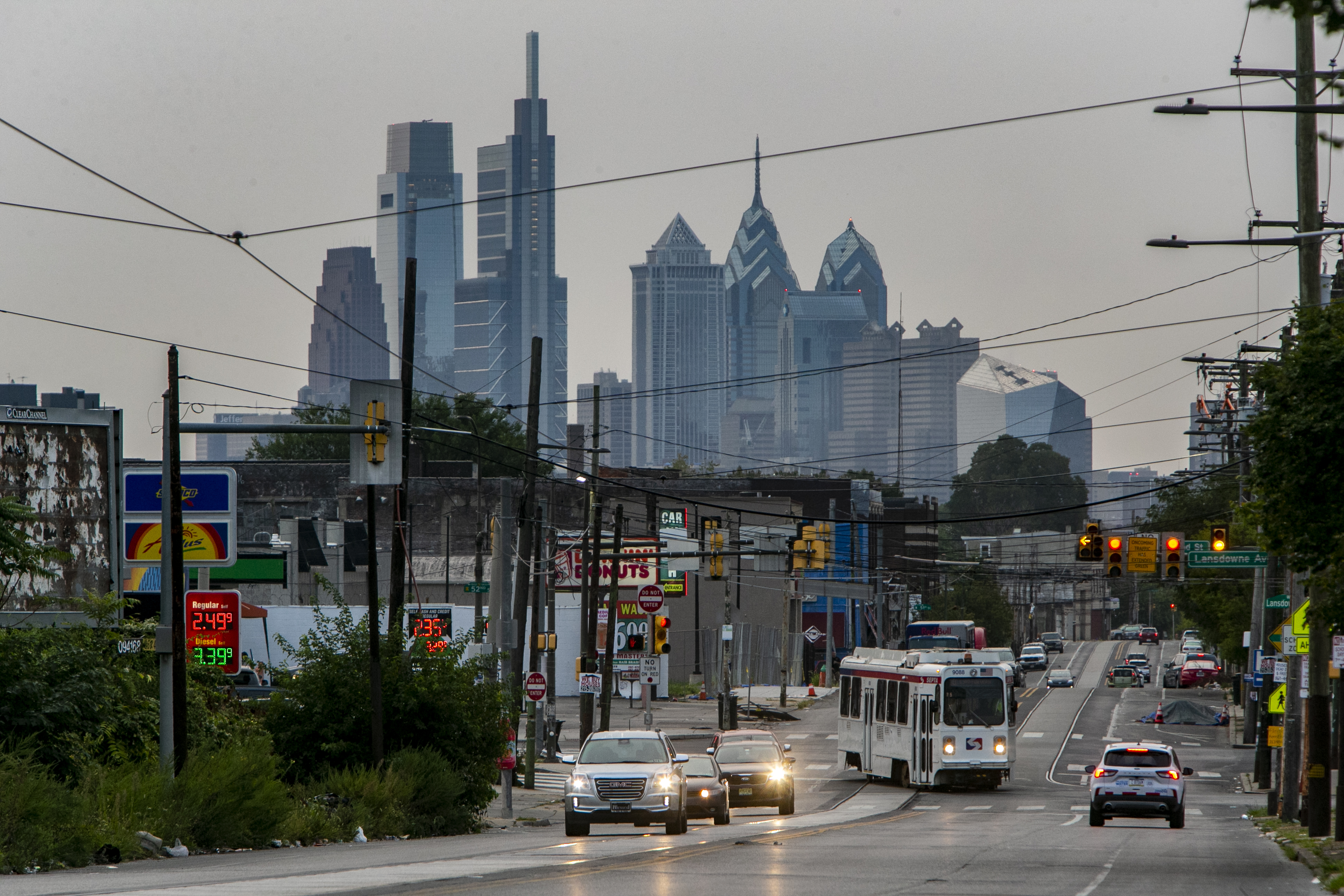 Whats Open On Christmas 2022 Philly New Year's Day 2022: What's Open In The Philadelphia Area, Including  Grocery Stores, Pharmacies, Mail Delivery, Garbage Pickup And More