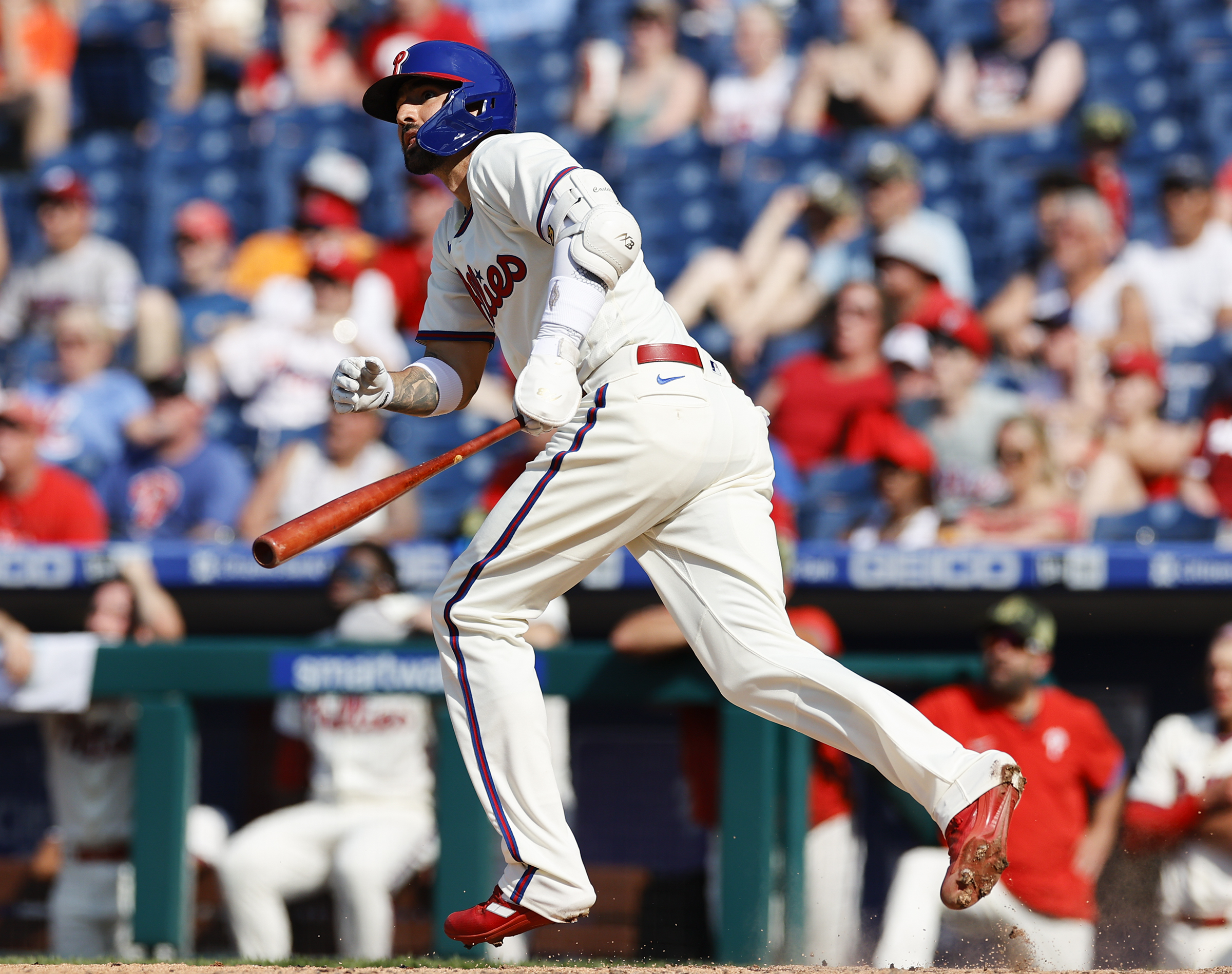 Phillies triumph in rollercoaster extra-innings battle with Dodgers, 12-10