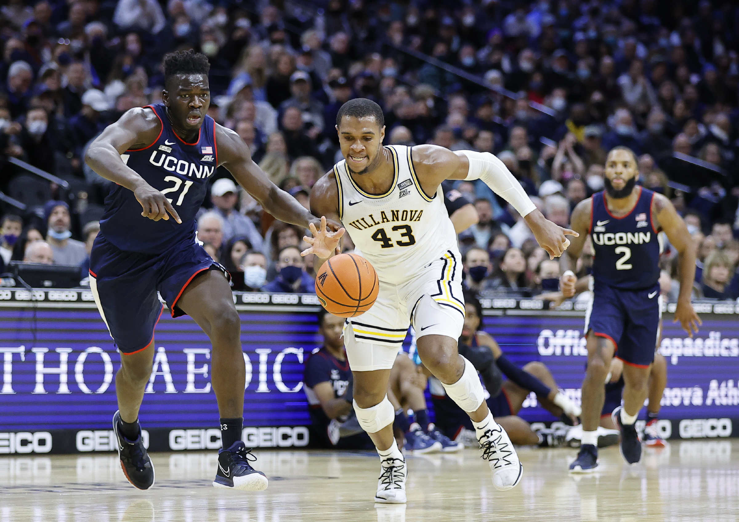 Officials From UConn-Villanova Game Are Getting Crushed - The Spun: What's  Trending In The Sports World Today