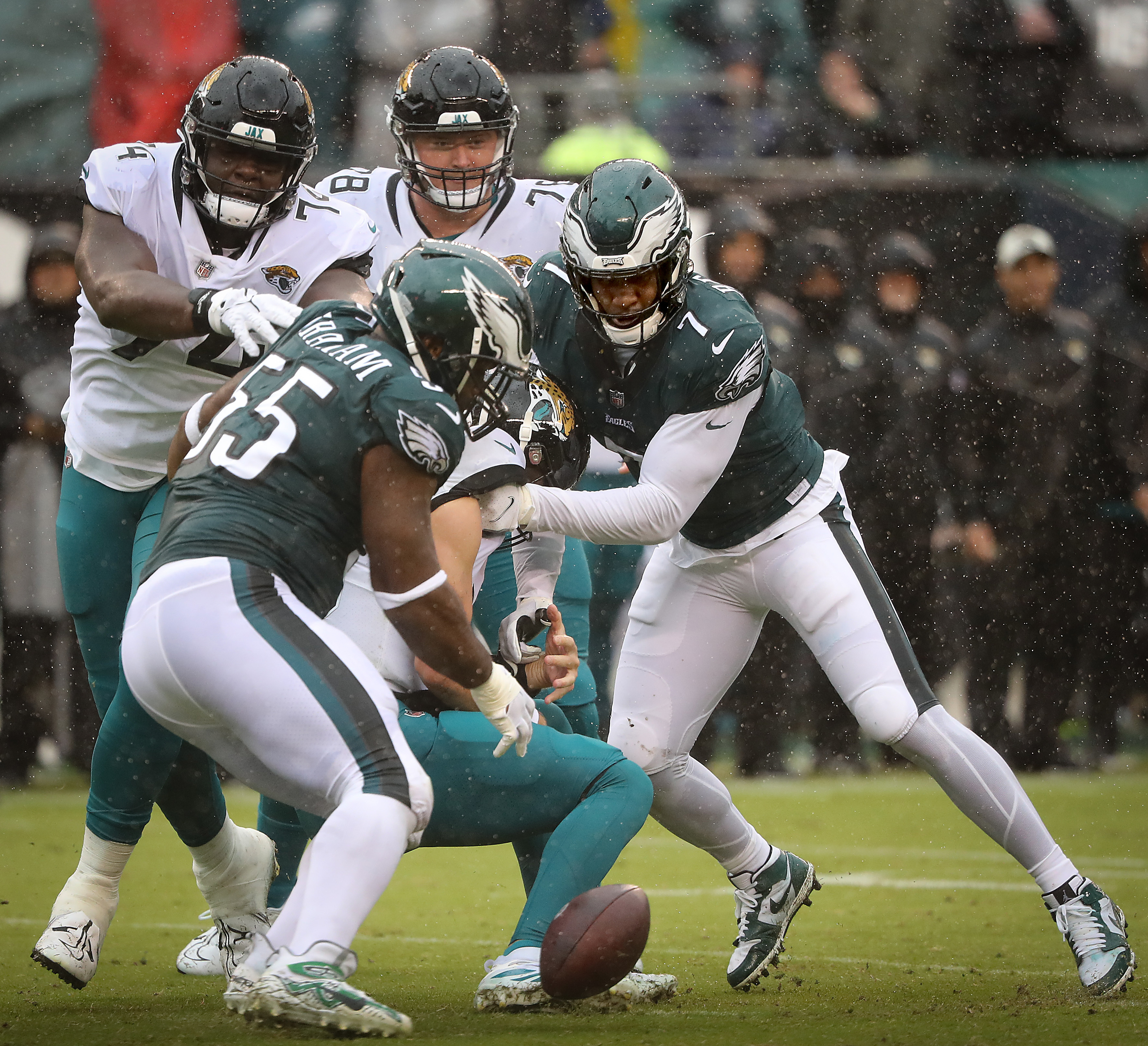 Haason Reddick causes havoc to the Jaguars in a turnover-filled day for the  Eagles