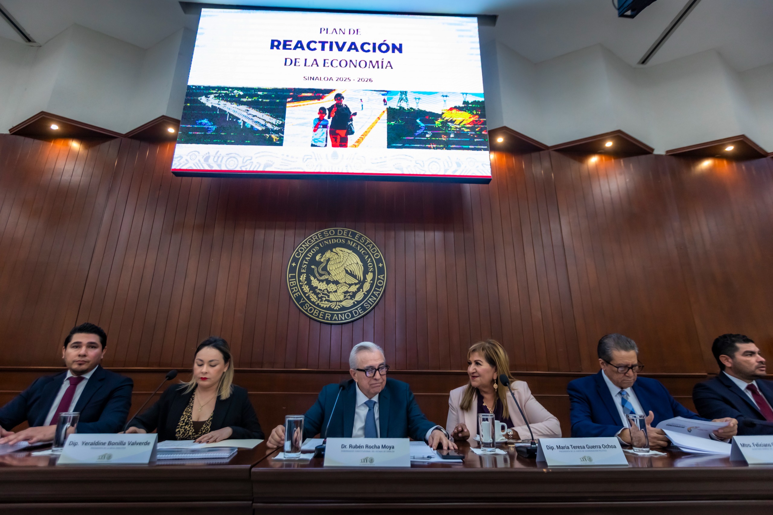 El gobernador presentó los proyectos de desarrollo económico para Sinaloa.