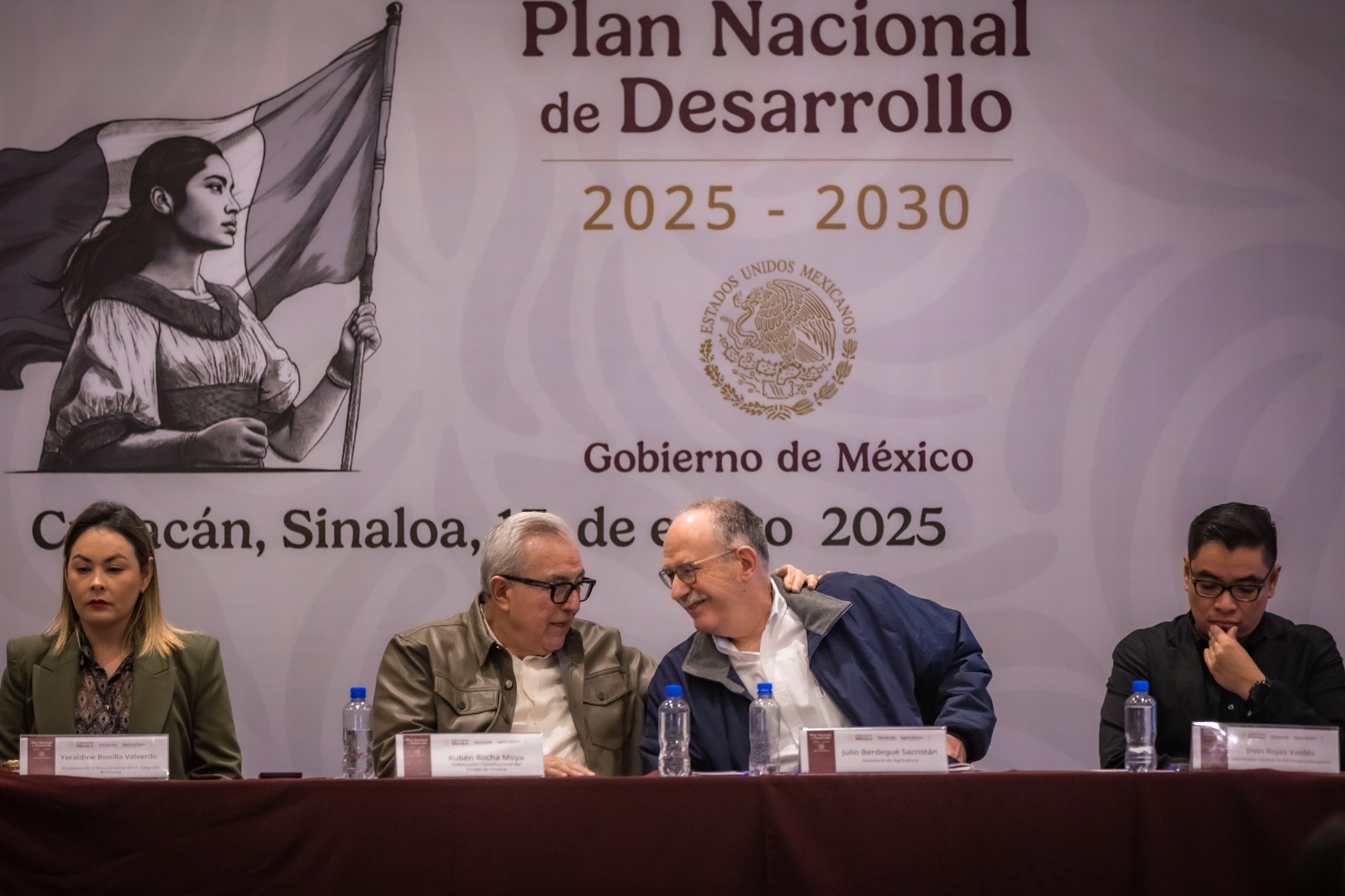 El gobernador de Sinaloa encabezó el foro para la creación del Plan Nacional de Desarrollo