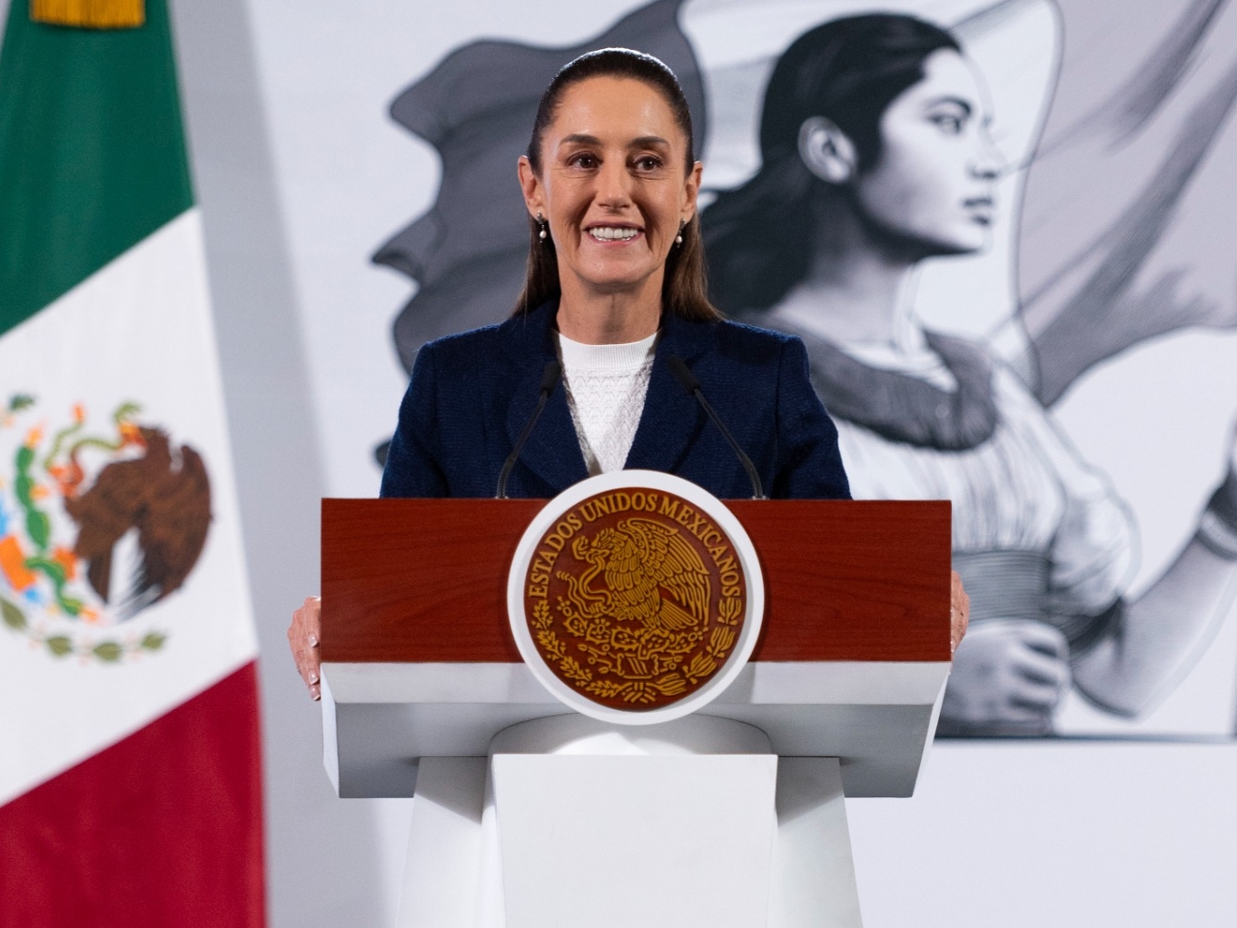 Claudia Sheinbaum, presidenta de México, habla de los decomisos de productos chinos.