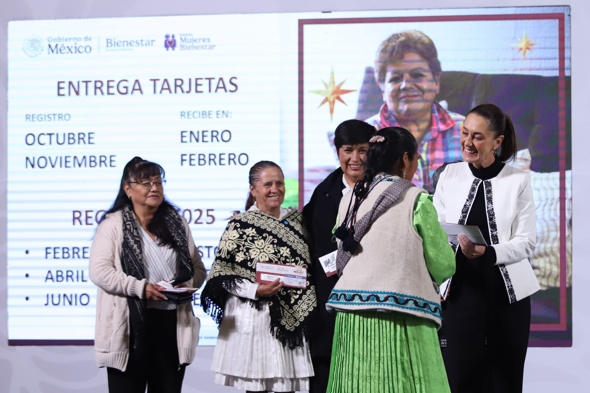 El gobierno iniciará el 3 de enero la entrega de la tarjeta Pensión Mujeres Bienestar