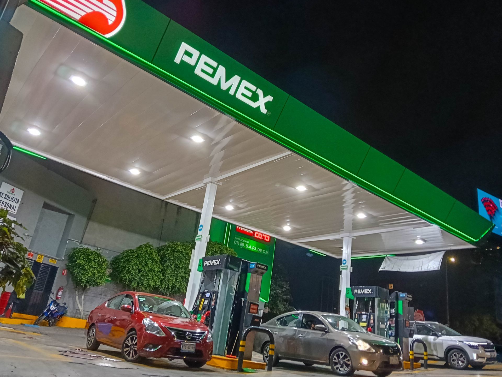 Gasolinera de Pemex en el Circuito Interior.