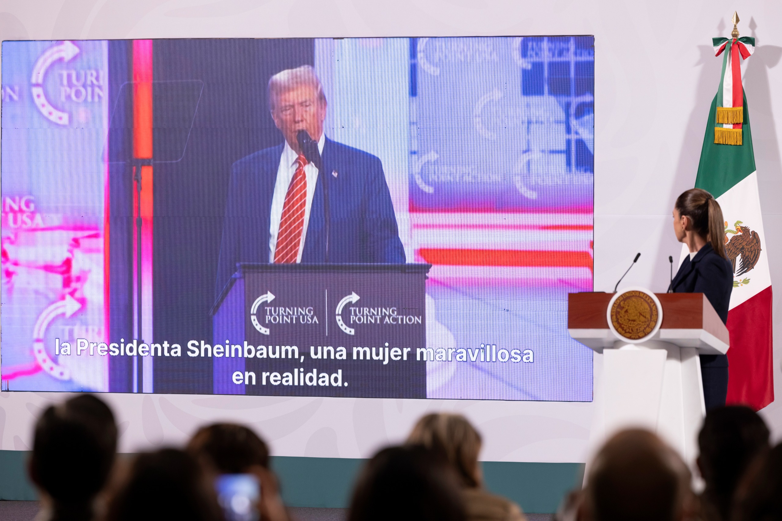 Sheinbaum agradeció a Trump por llamarla como maravillosa mujer