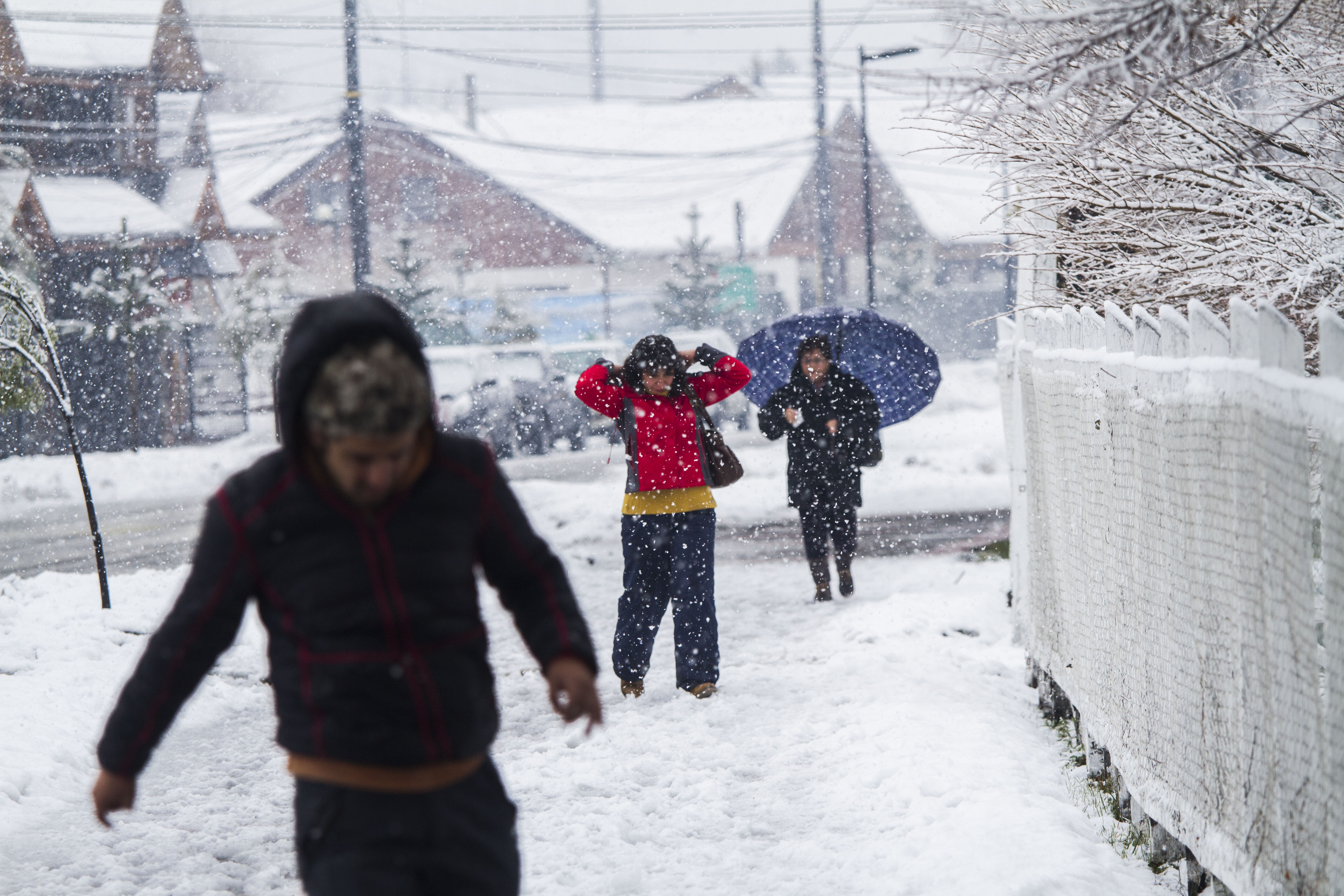 Nieve en la Región Metropolitana: qué zonas podrían recibir hasta 15 centímetros este miércoles