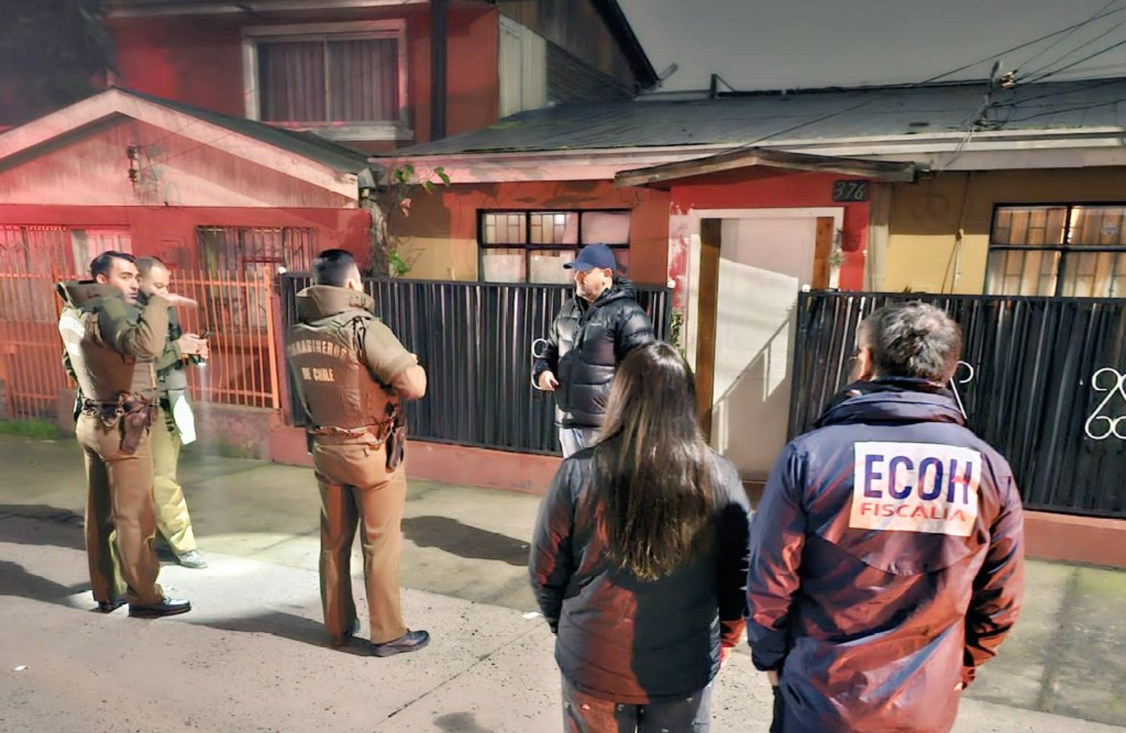 Mujer recibe disparo dentro de su casa y queda en riesgo vital en Talcahuano: investigan presunta bala perdida