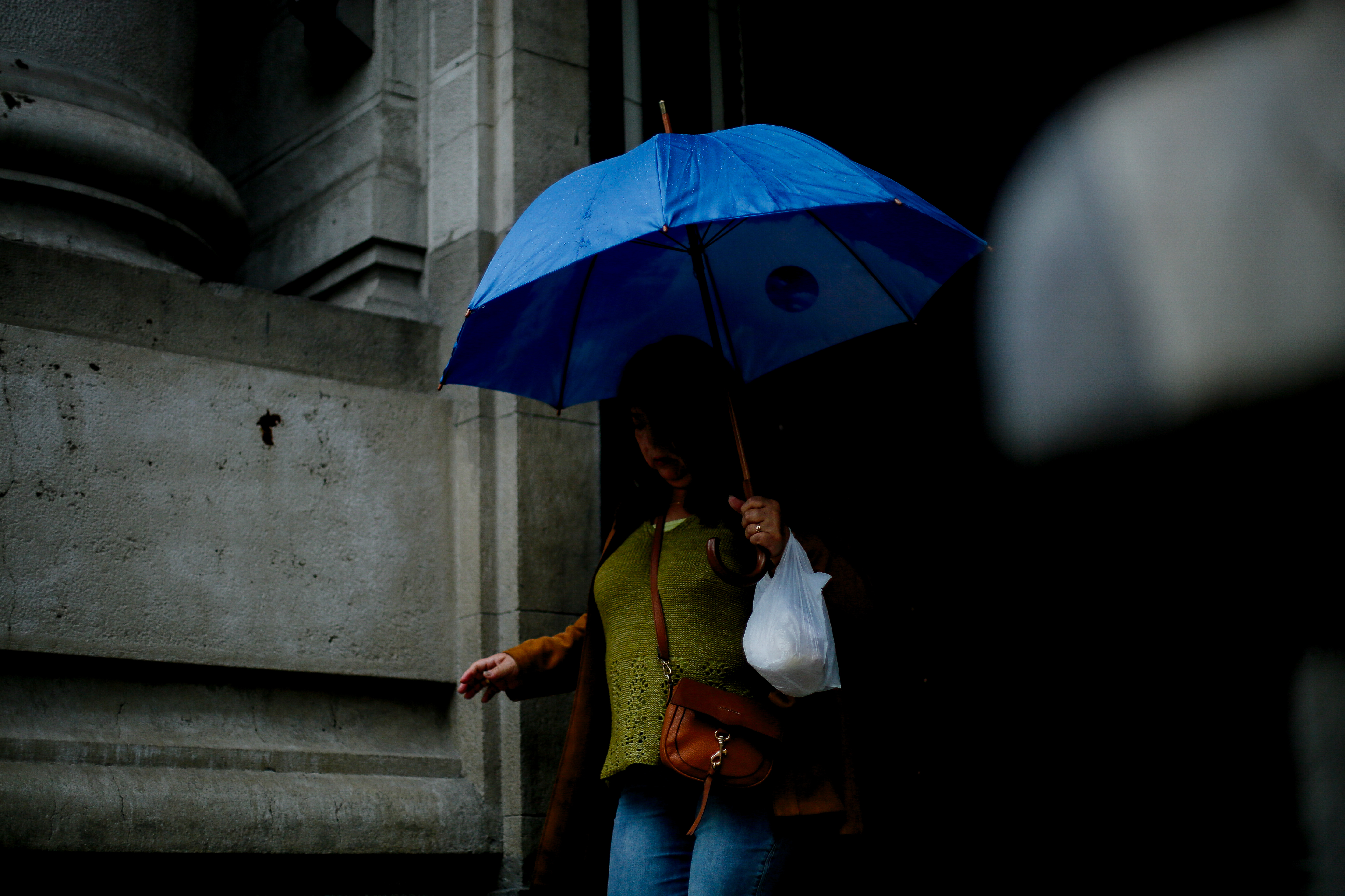 Lluvia en Santiago: ¿A qué hora comienzan las precipitaciones hoy sábado? Esto dice el pronóstico del tiempo