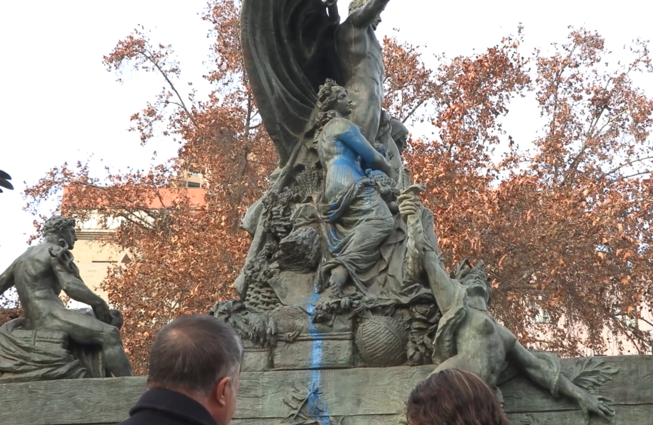 “Se debería eliminar”: alcalde Desbordes carga contra el Consejo de Monumentos por rechazo a instalar reja en Fuente Alemana