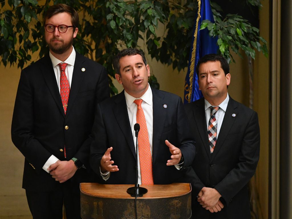 Republicanos anuncian comisión investigadora tras denuncia por eventual tráfico de menores haitianos en Chile