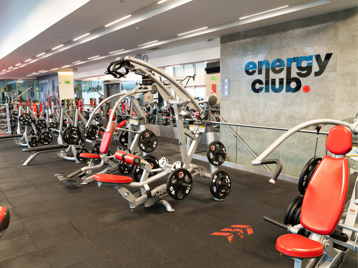 Tras el cierre definitivo de gimnasios Energy Club en Chile: la delicada queja que se repite entre los clientes