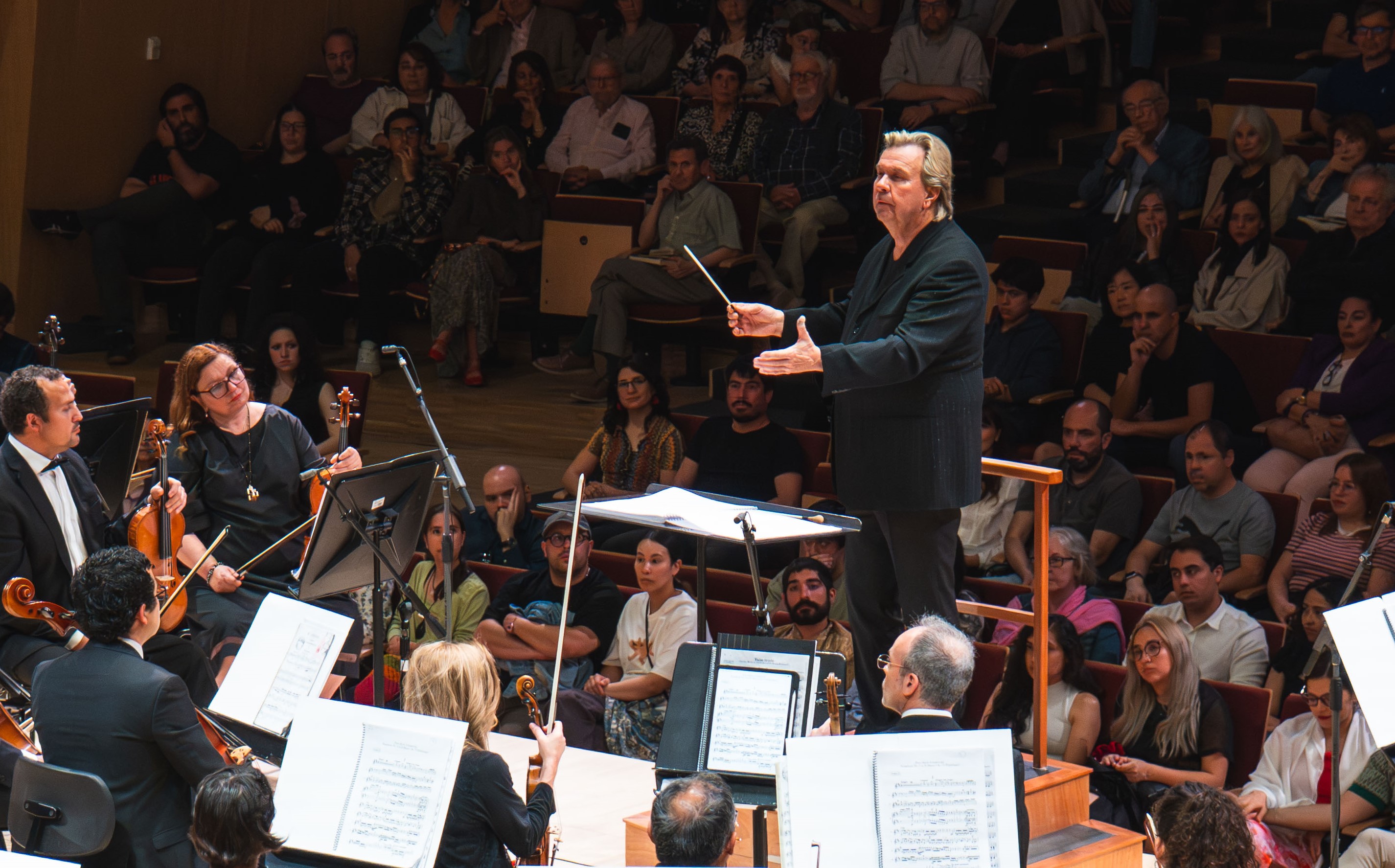 Director finlandés será el nuevo titular de la Orquesta Sinfónica Nacional de Chile: esta es su trayectoria