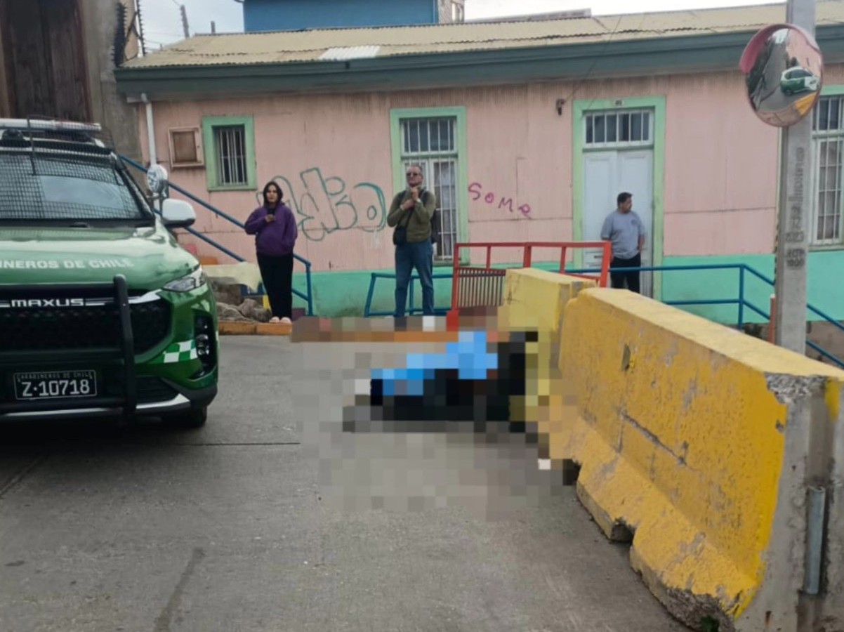 Ciclista muere tras chocar contra barrera de contención mientras practicaba descenso en Valparaíso