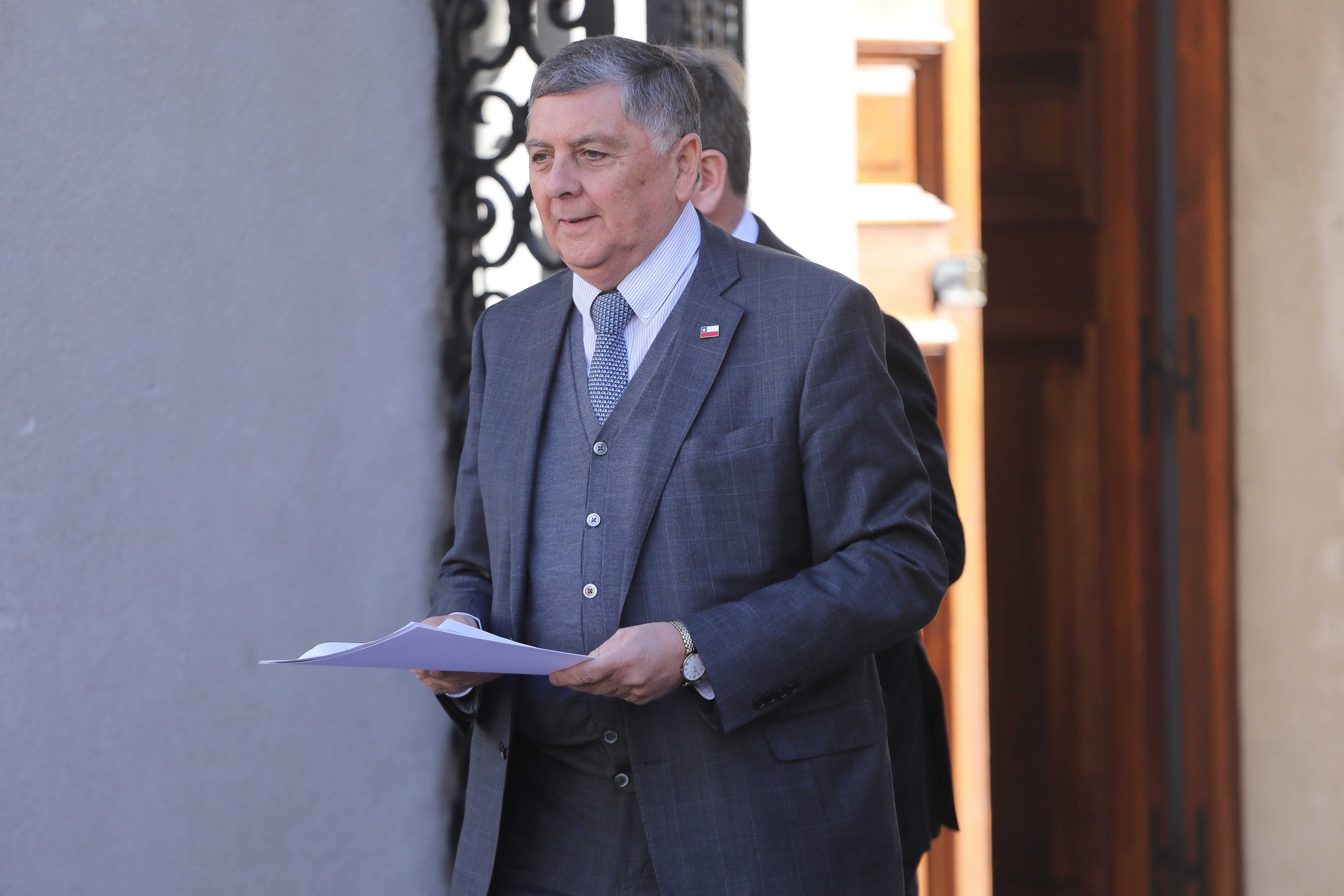 Ministro Alvarado defiende actuación del Gobierno por caso de niños haitianos: “No hay una sobrerreacción”