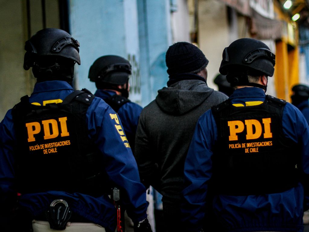 Caen 10 integrantes de banda criminal que había planeado asesinar a empresario en la Región del Maule