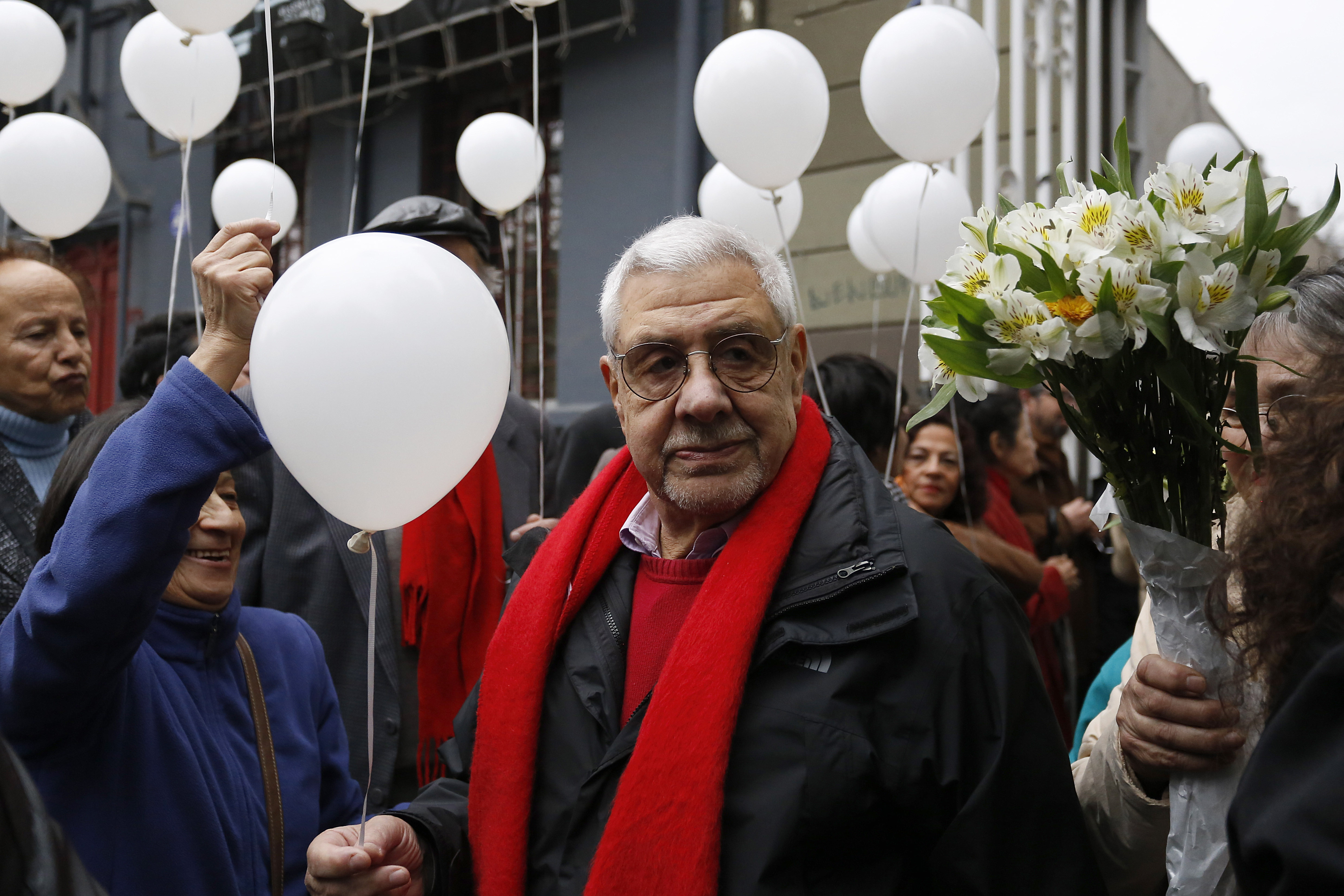 “Duele ver cómo se va apagando”: así fueron los últimos años de Julio Jung, actor chileno que murió este fin de semana