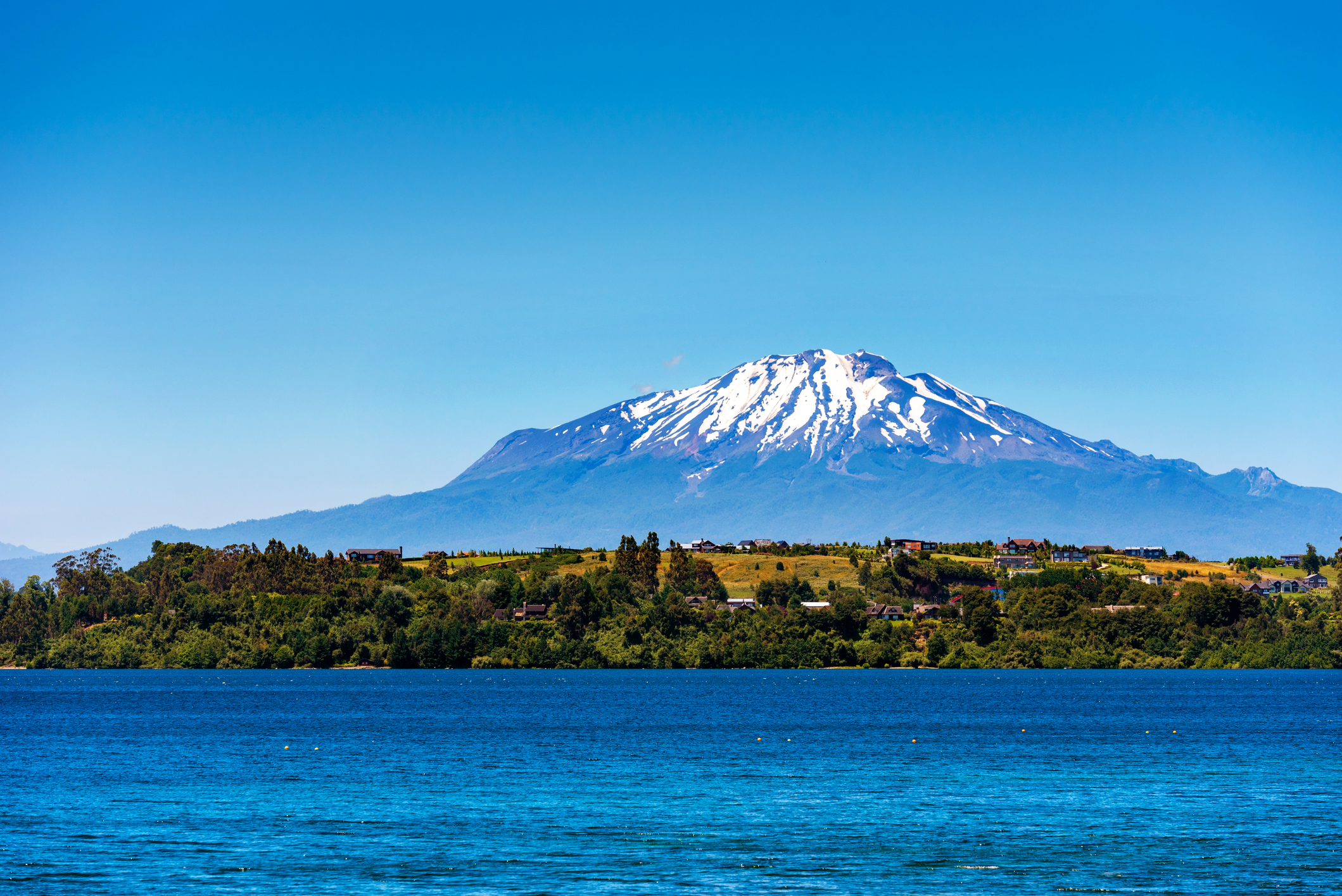 Rescate en el volcán Calbuco: FACh logra extraer el cuerpo de joven montañista tras tres días de operativo