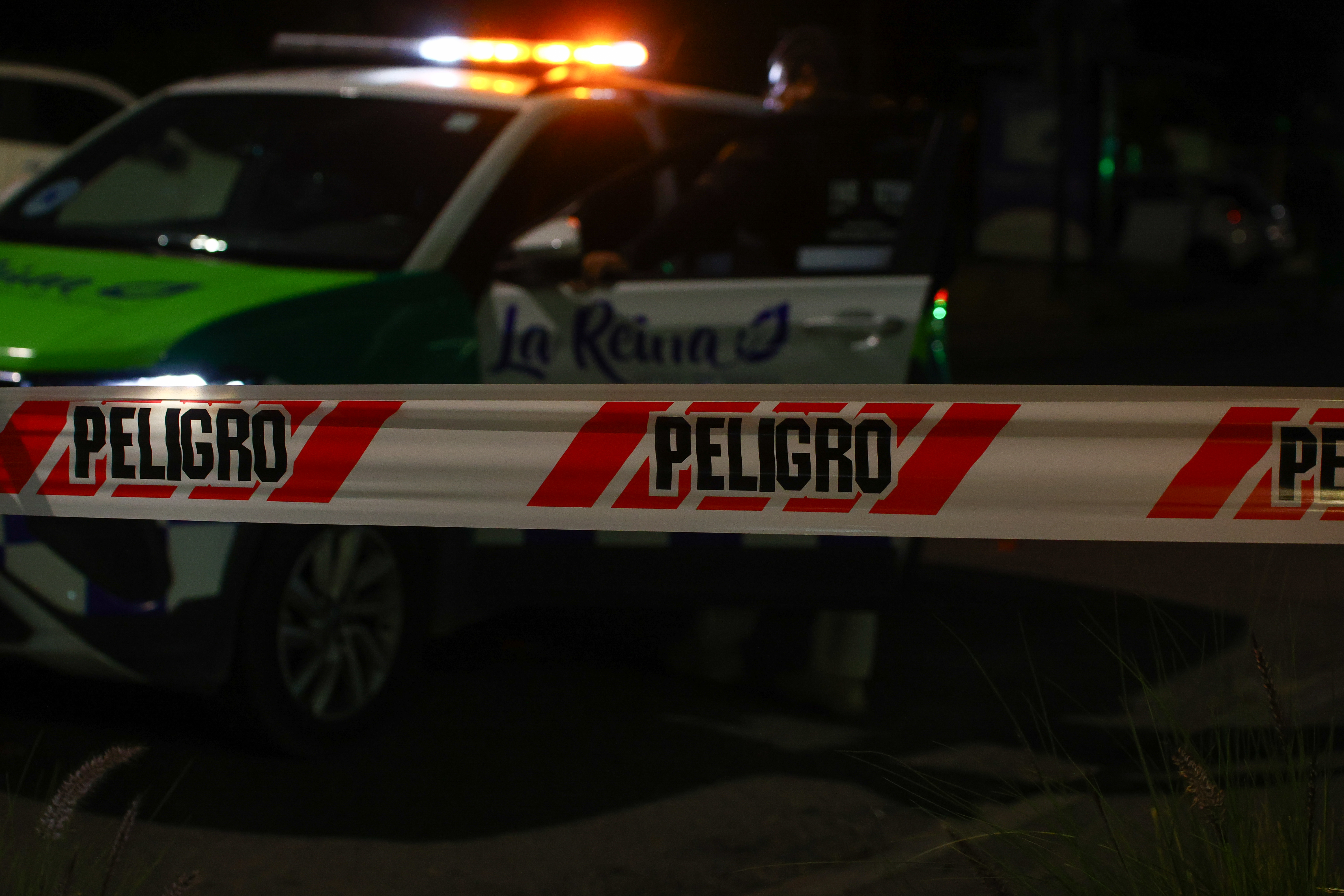 Detienen a cuatro delincuentes por el robo de un vehículo desde una casa en La Reina