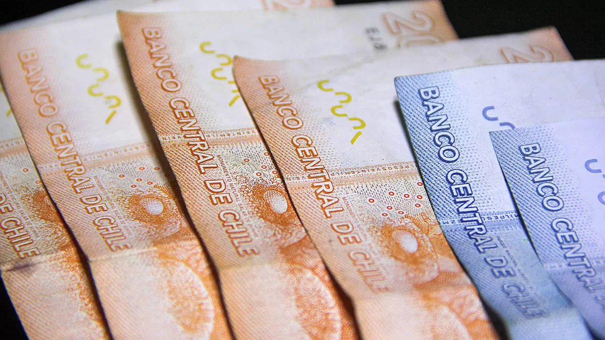Senado aprueba en general reajuste del salario mínimo y continuará con su tramitación: será revisado en particular