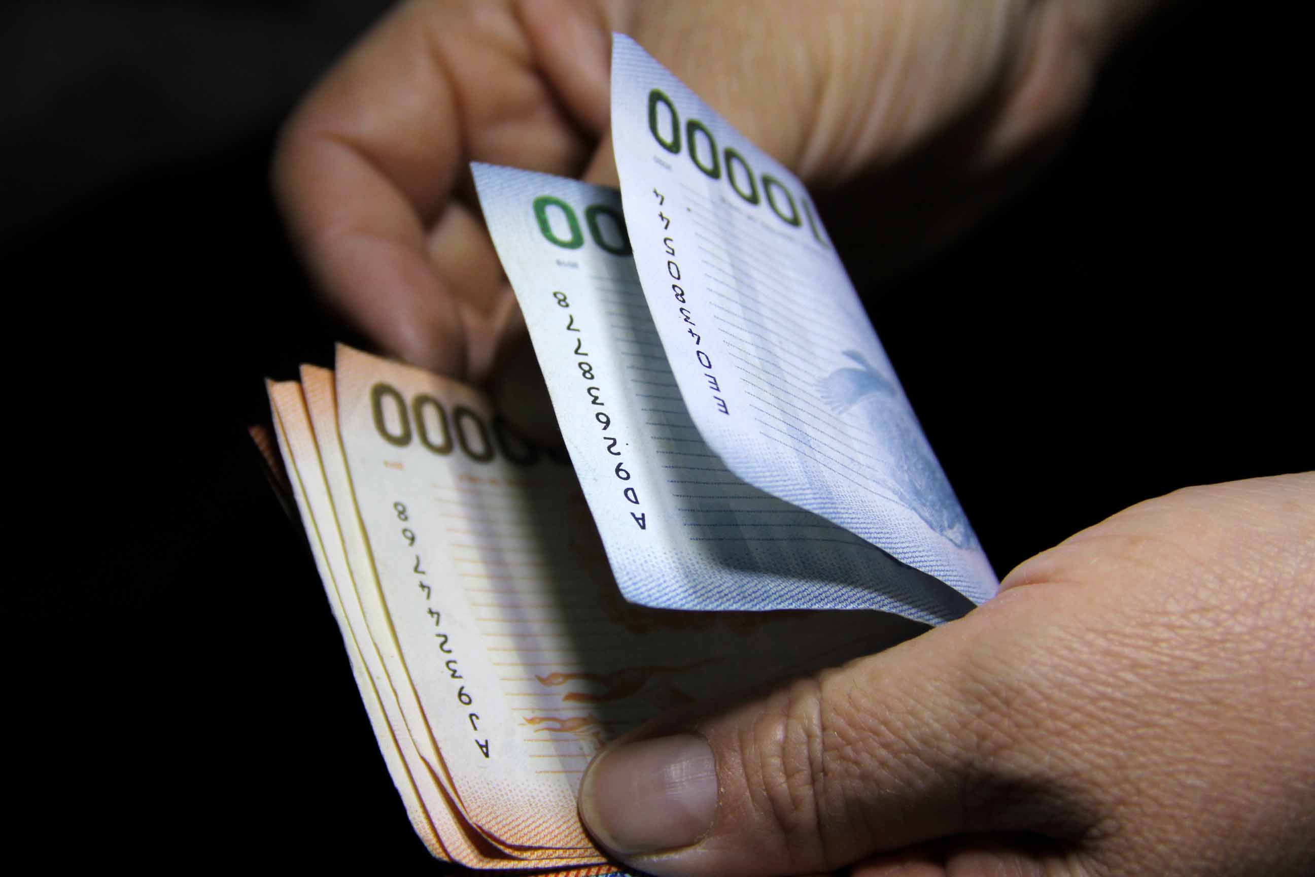 Alza del sueldo mínimo en Chile: revisa el nuevo monto, cuándo comenzará a pagarse y las fechas clave del reajuste