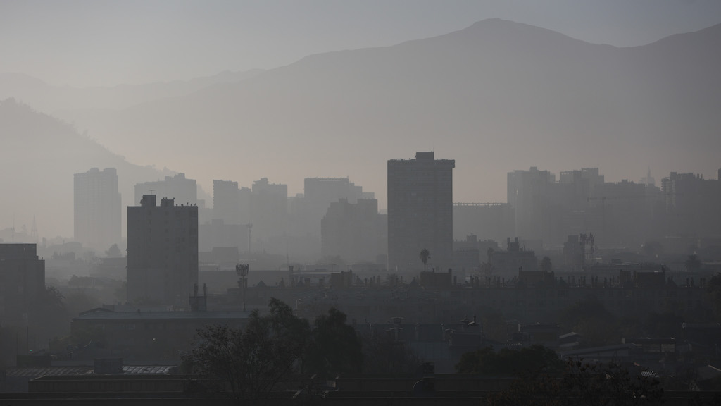 Región Metropolitana enfrenta su tercera preemergencia ambiental del año por malas condiciones de ventilación