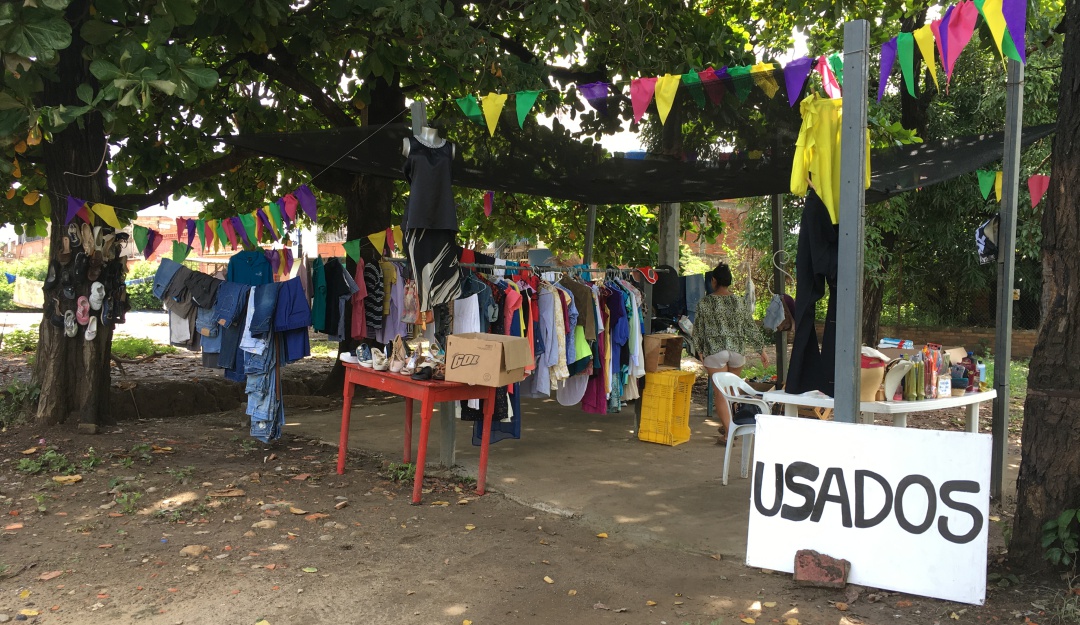 Ropa de segunda en la frontera El negocio de la ropa usada en la frontera :  El negocio de la ropa usada en la frontera