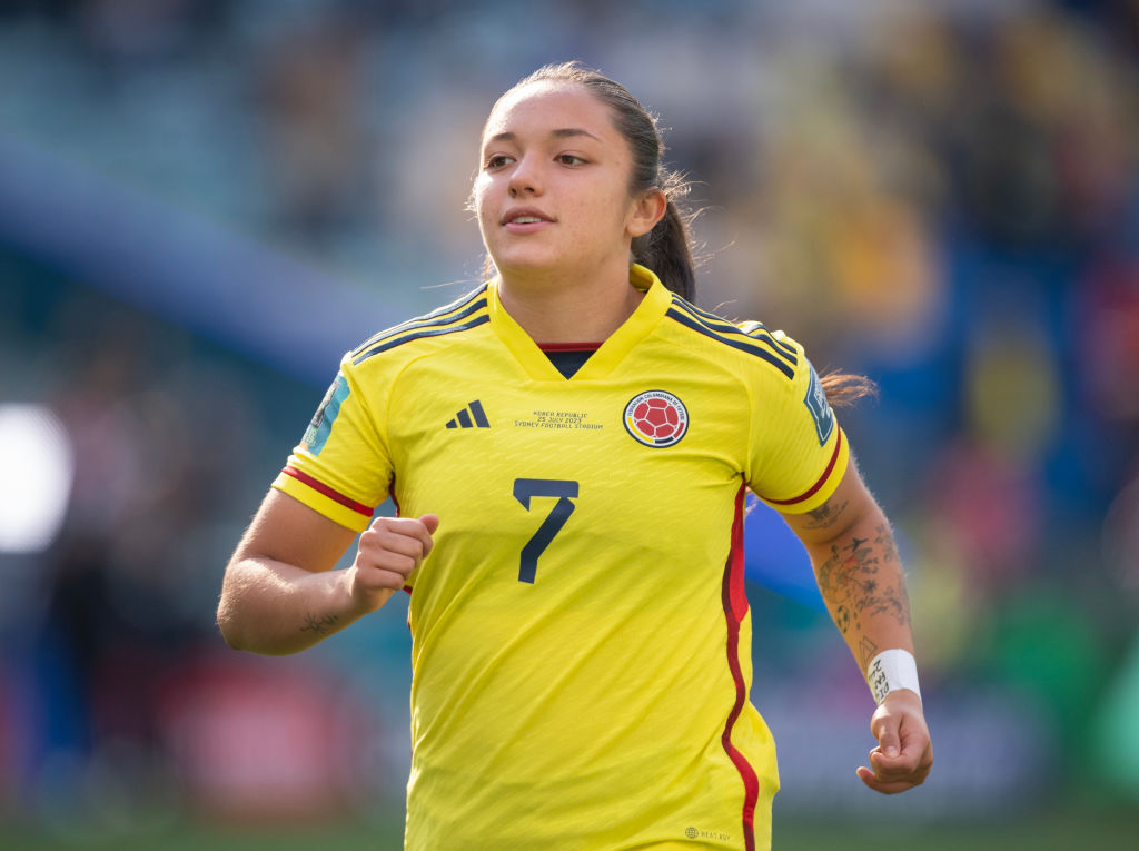 Con esfuerzo y dedicación fue como los padres de Camila Reyes la encaminaron en el fútbol