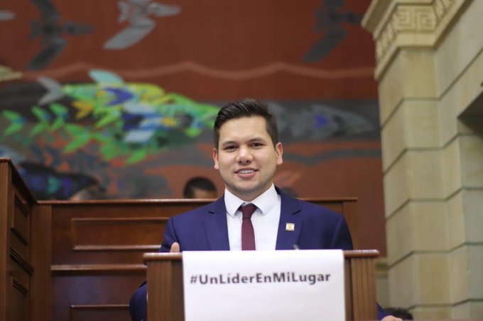 No le envié, ni él me pidió hojas de vida: Andrés Calle sobre Gilberto Rondón en el FNA