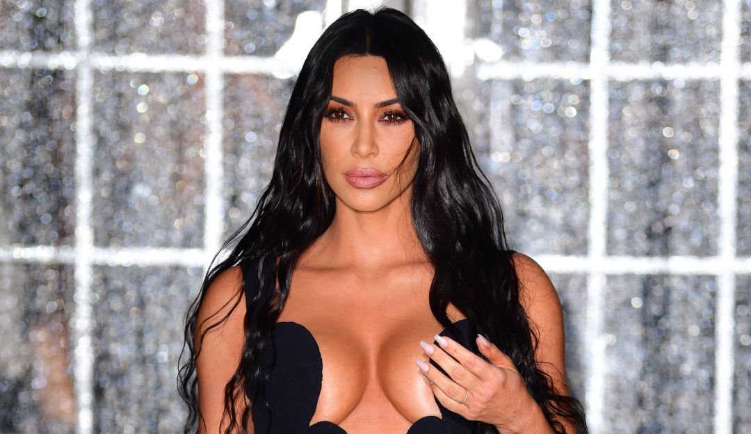 Kim Kardashian desnuda ¡Sin ropa! Kim Kardashian paró el tráfico : ¡Sin ropa!  Kim Kardashian paró el tráfico