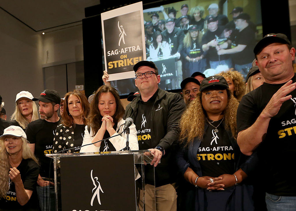 Paro de actores y guionistas en EE.UU.: ¿cuáles son los requisitos para levantar huelga?