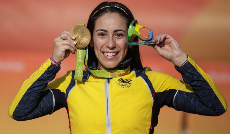 Mariana Pajón Oro Río 2016 Mariana Pajón logra oro para Colombia en el BMX  : Mariana Pajón logra oro para Colombia en el BMX